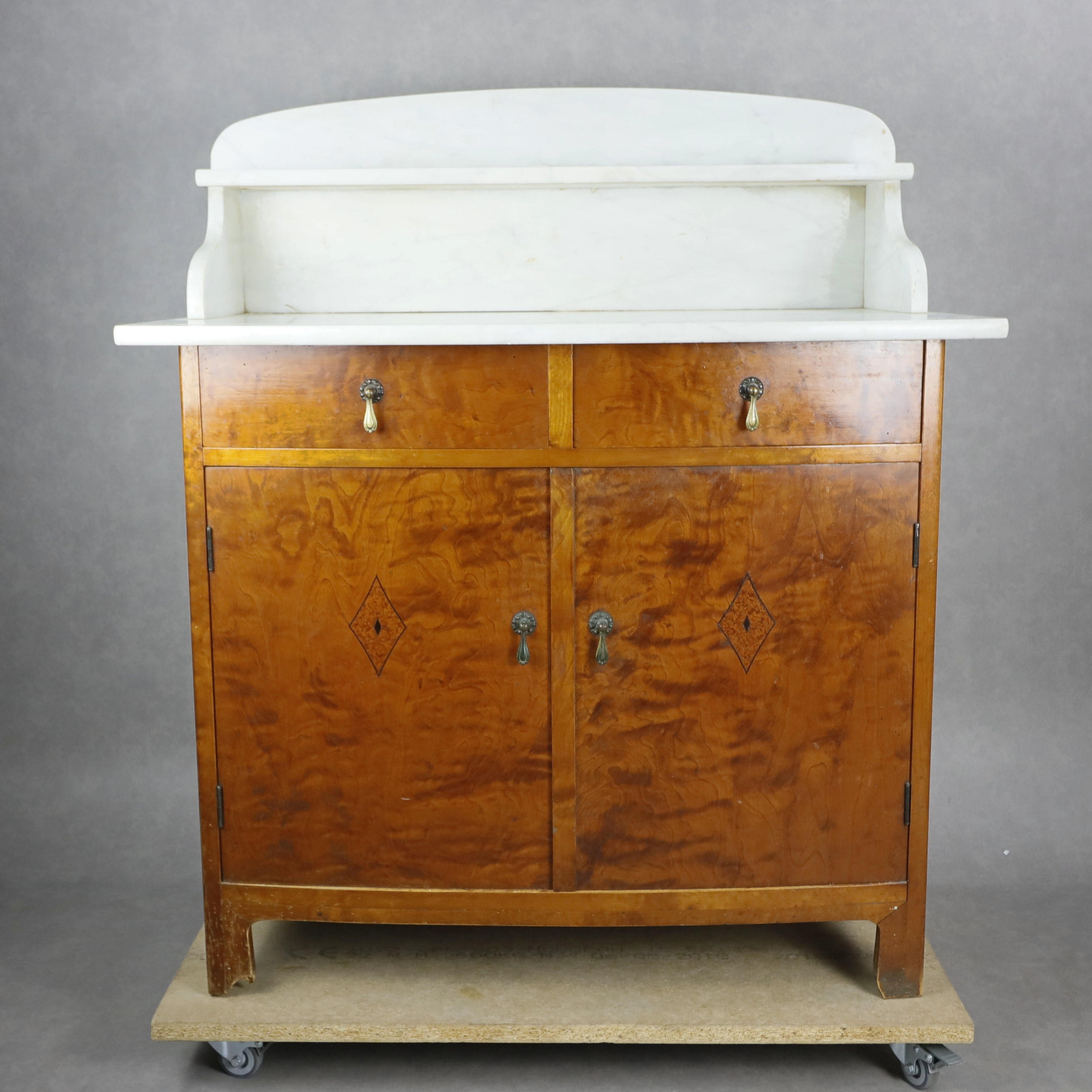 kommod-lavoar-art-d-co-flambj-rk-intarsiadekor-marmor-1920-30