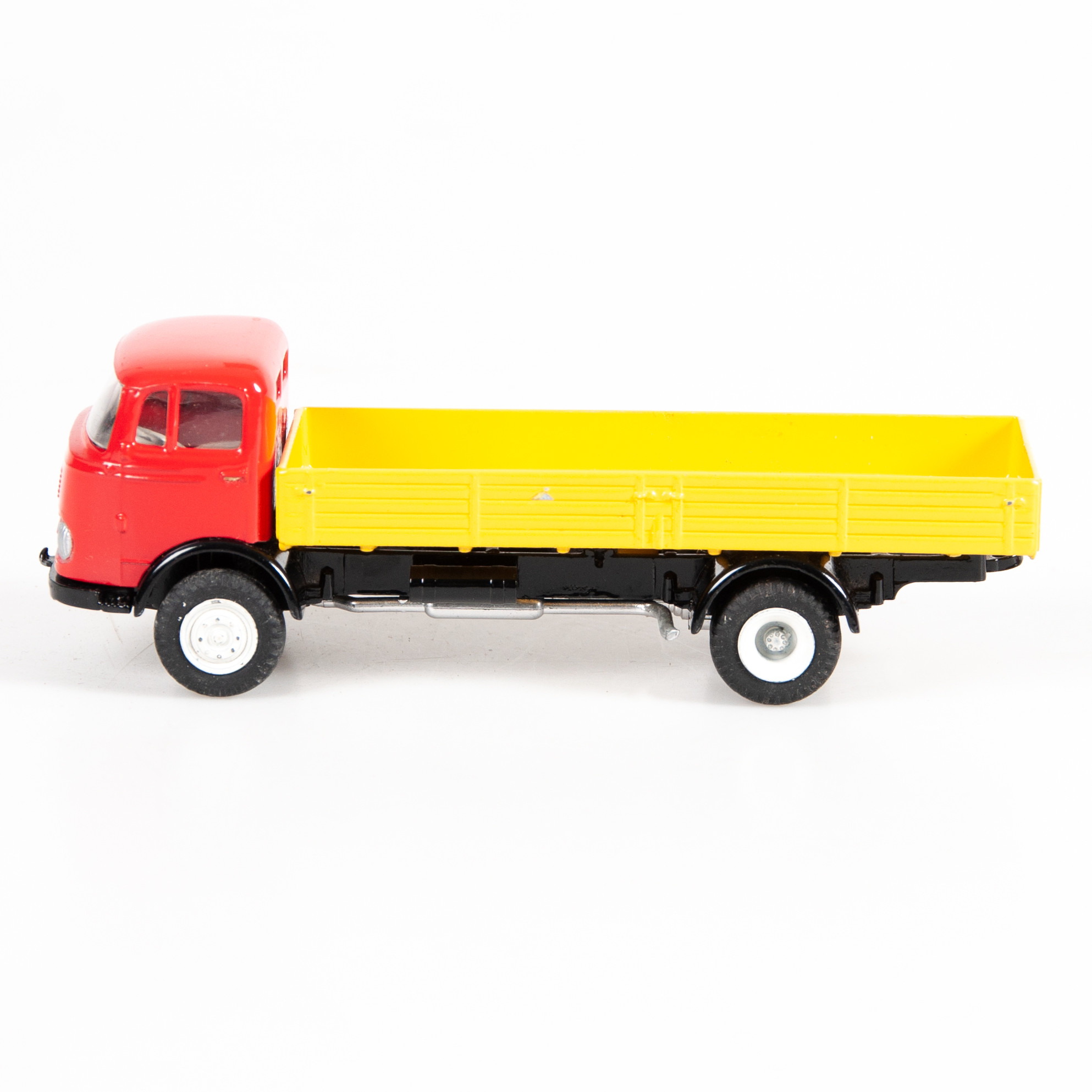 Brekina K. Krahe Eschweiler Mercedes Benz LP 322 Möbelwagen 57219  - M