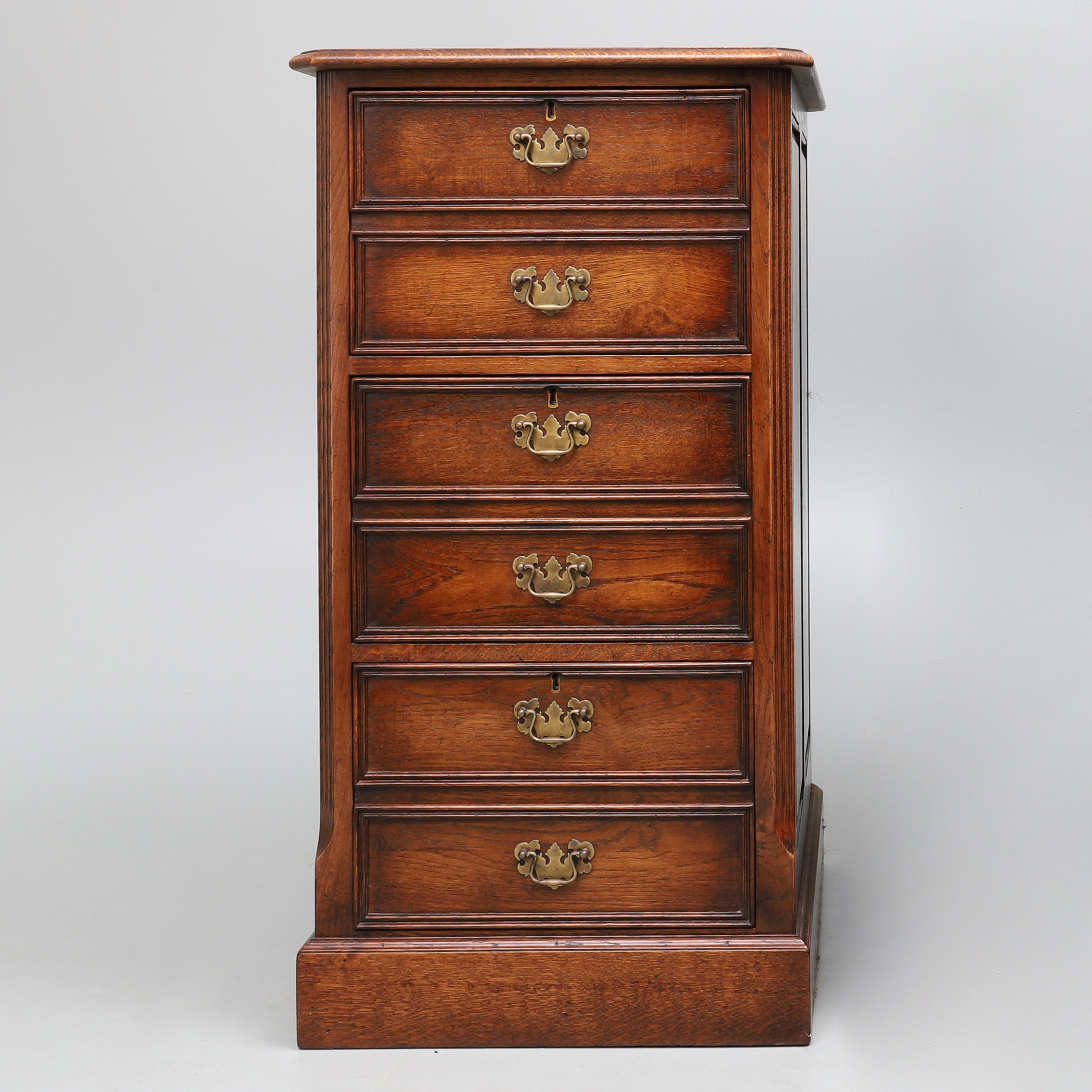 Images for 2089498. A REPRODUCTION OAK FILING DISGUISED AS A