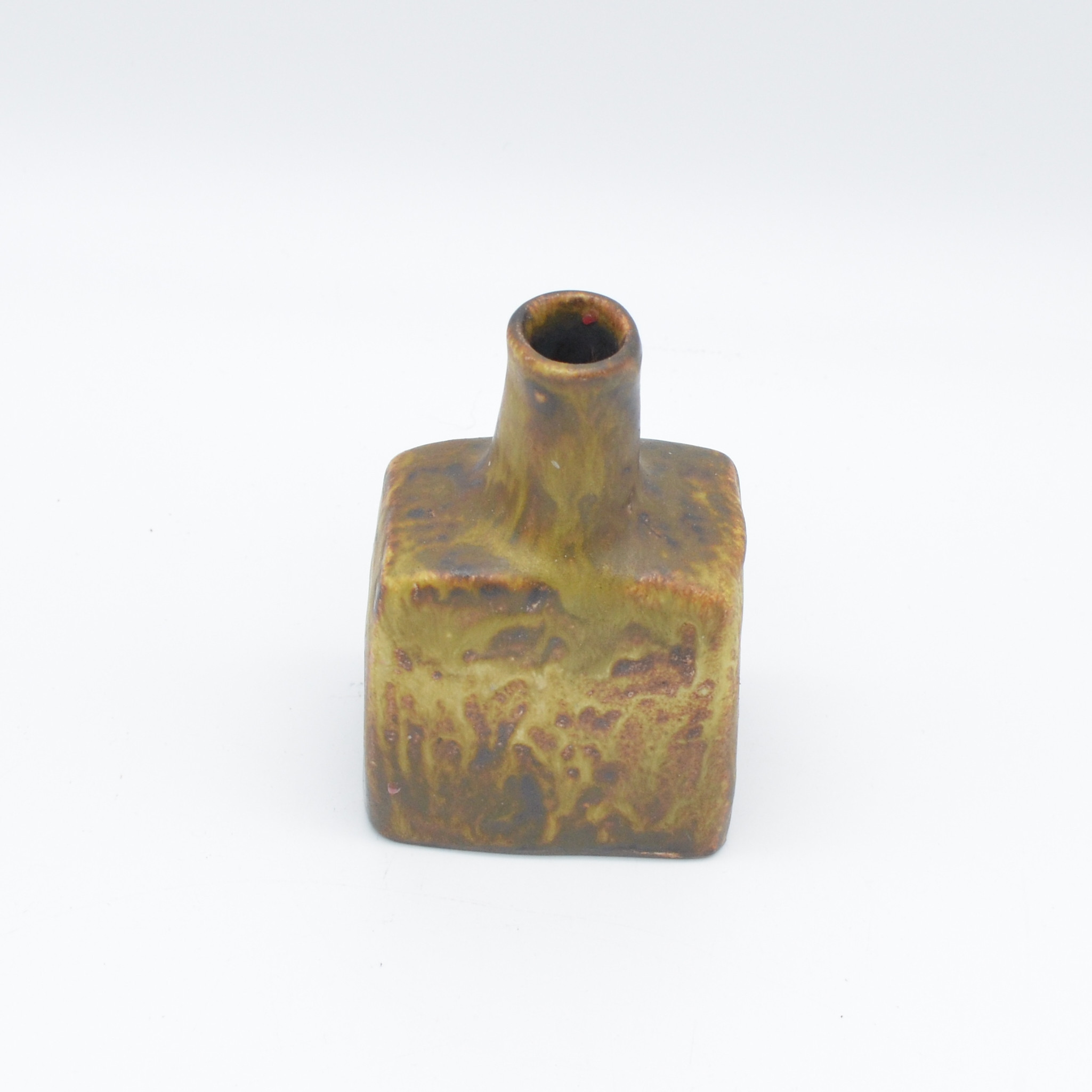 Images For 2130048 CERAMIC DESIGNER VASE SIGNATURE ILLEGAL Auctionet