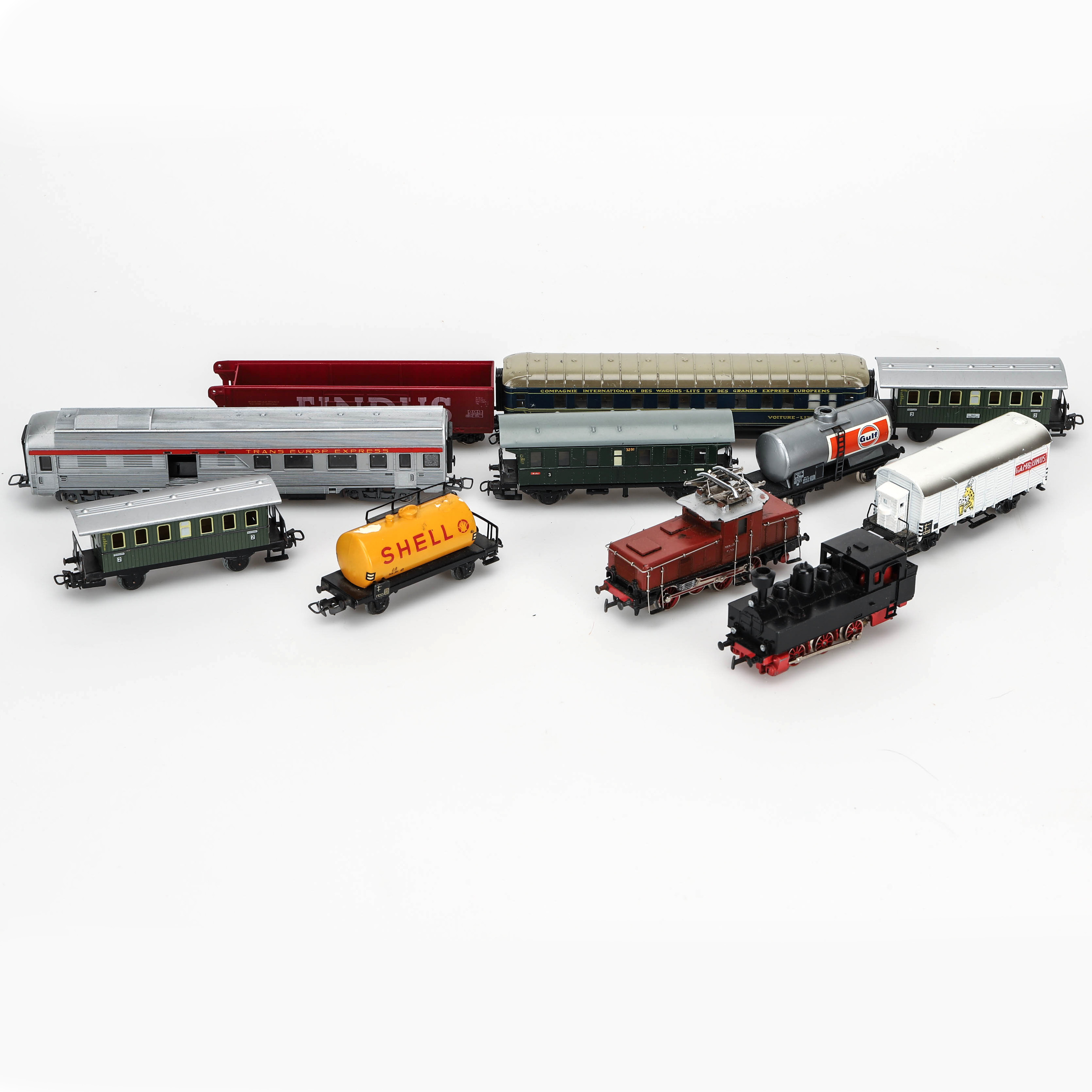 3 model train transformers