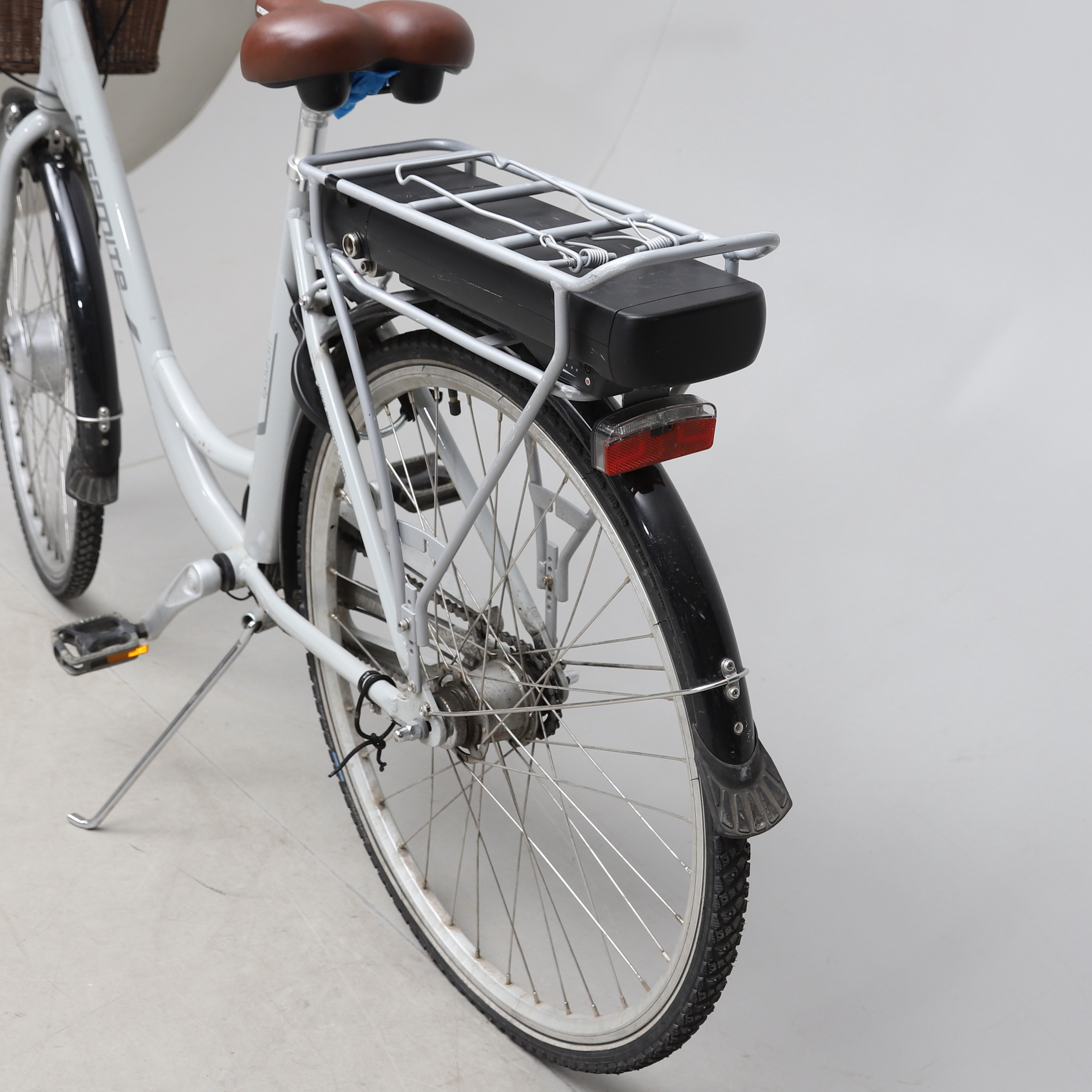 Images for 2180982. ELECTRIC BIKE, 28", Yosemite