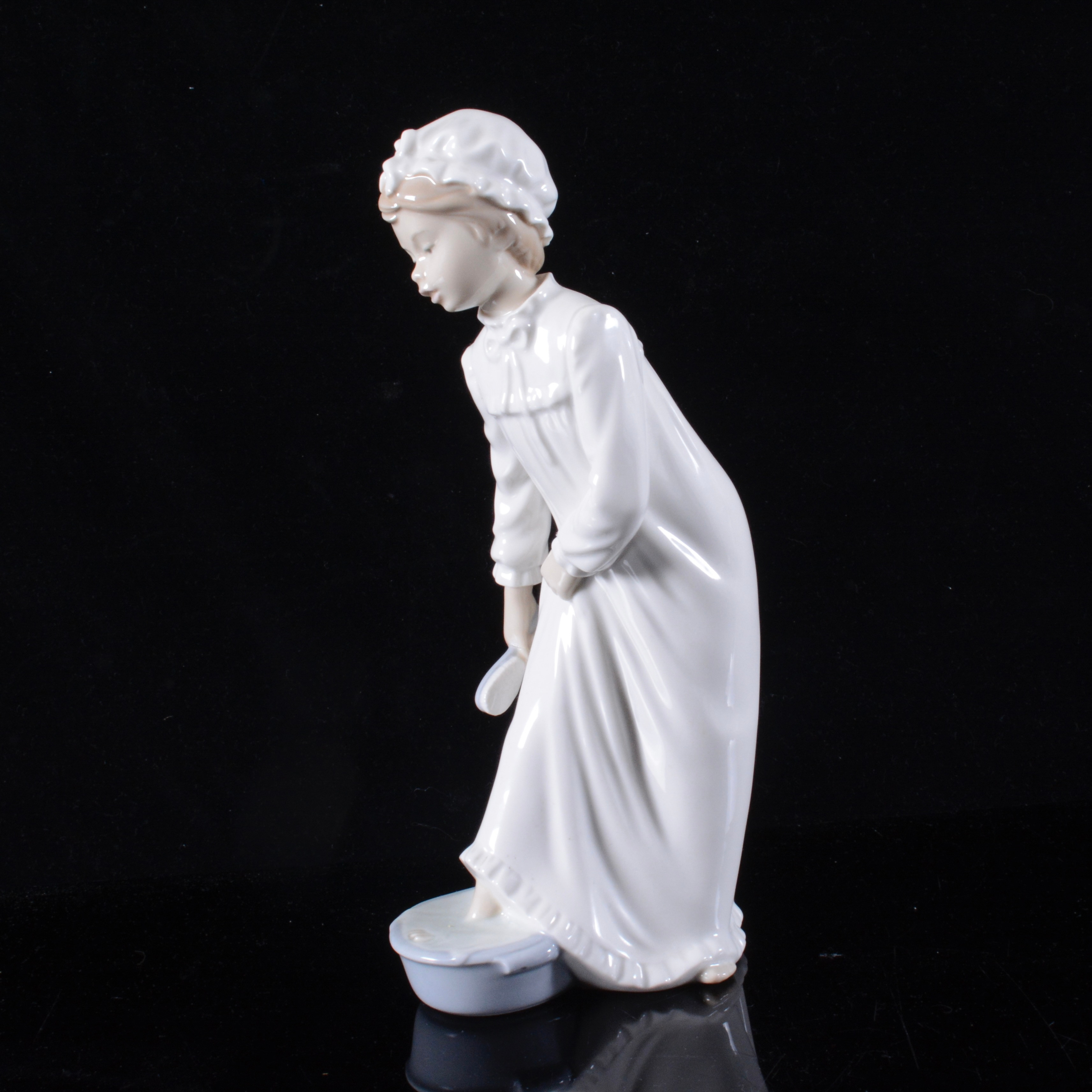 Images for 2255739. FIGURE, porcelain, Nao, Spain.