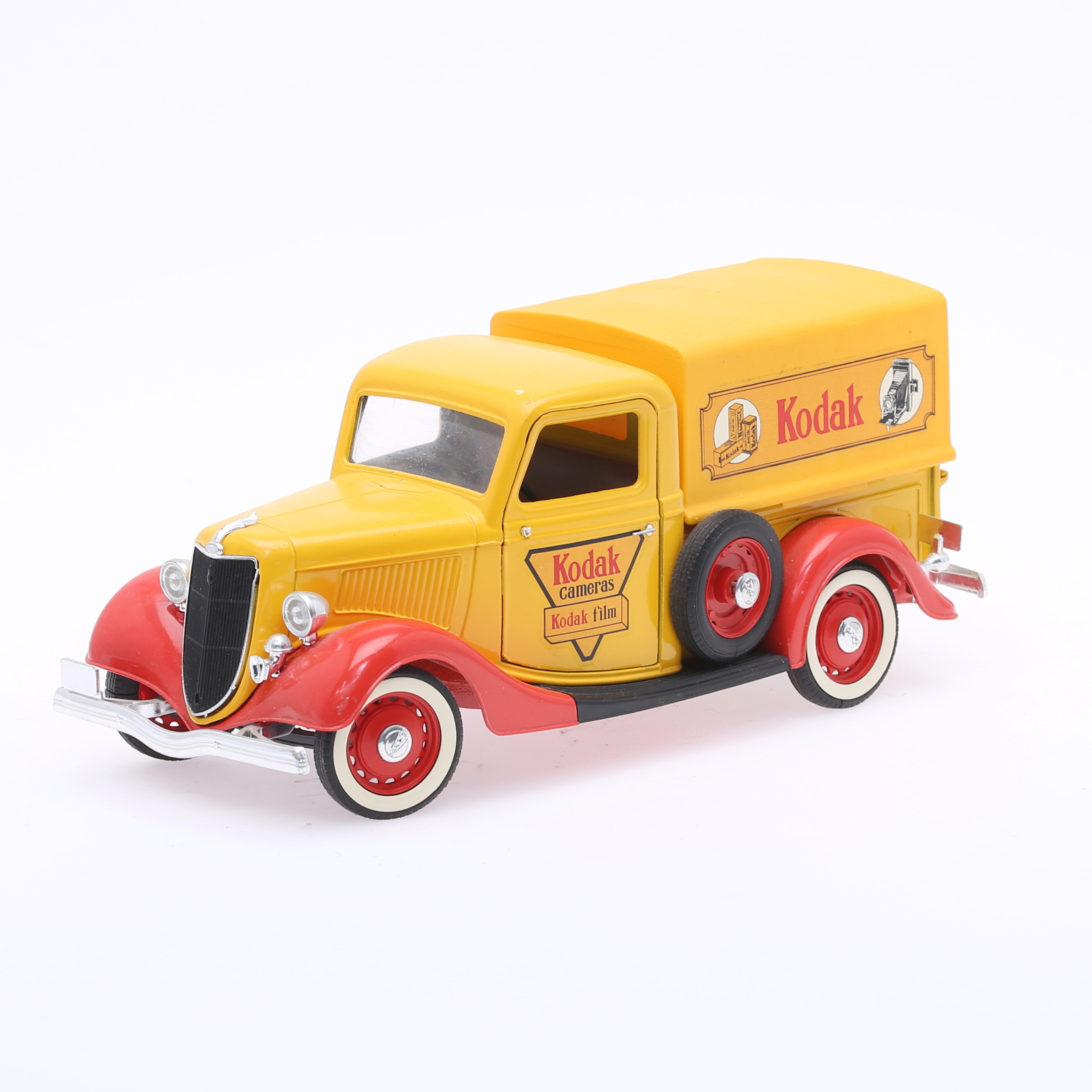 Ford V8 Pick Up 1936 Bâche Haute HERSHEY'S Blanc/marron Par Solido – Rare 1/19