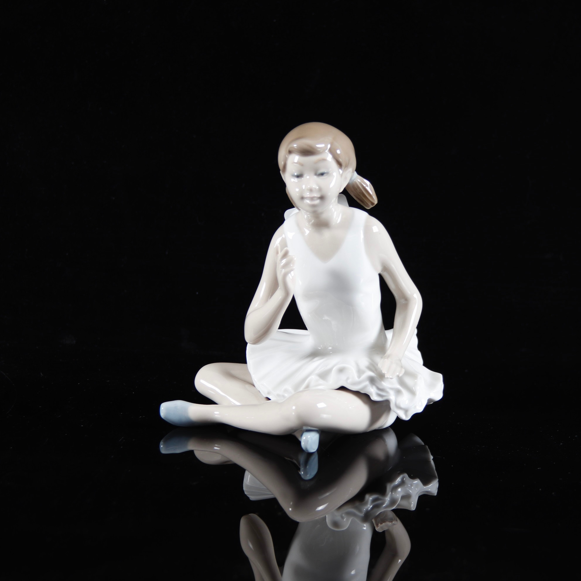 Images for 2346584. FIGURE, porcelain, Nao, Spain.