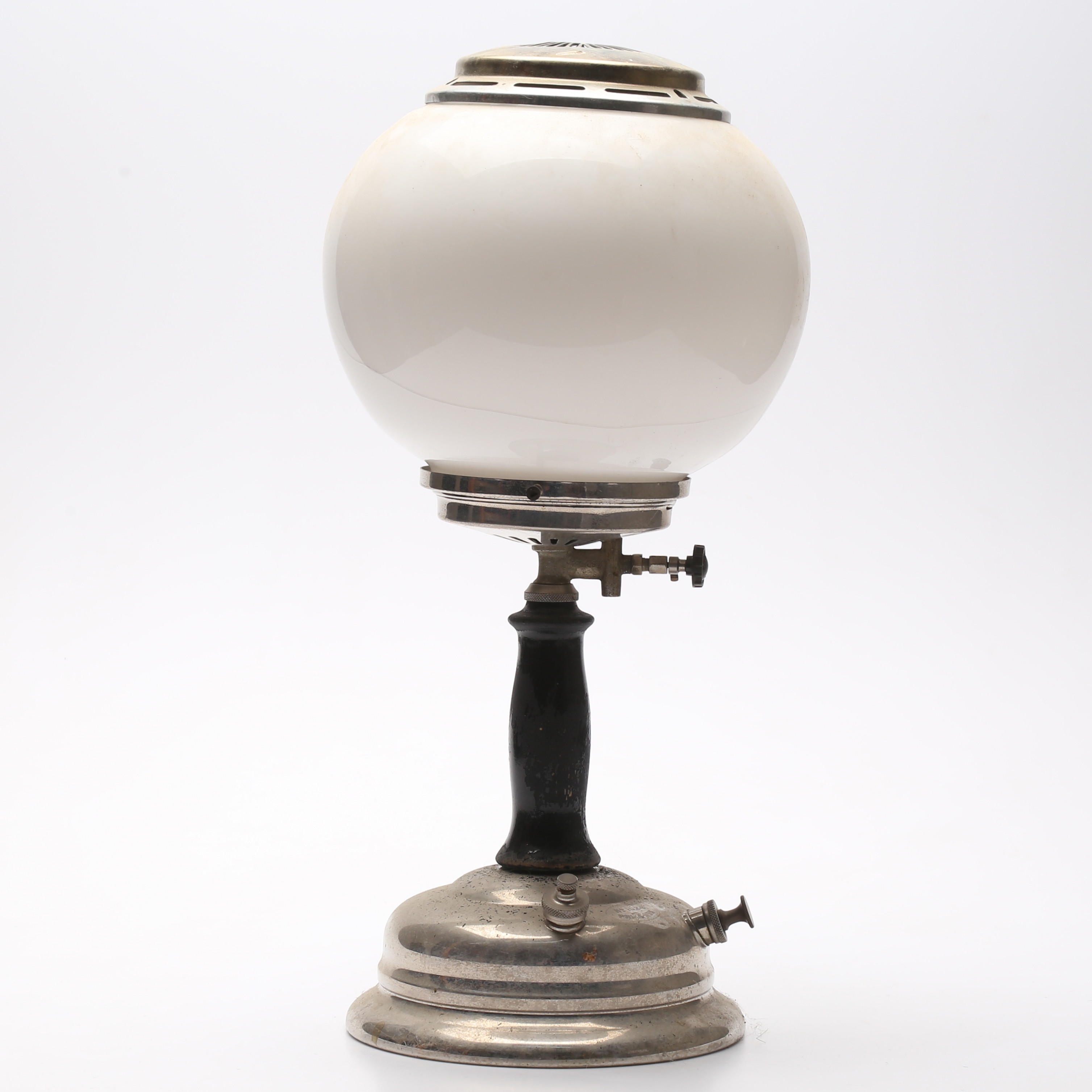 bilder-f-r-2384033-primus-no-1024-fotogenlampa-auctionet