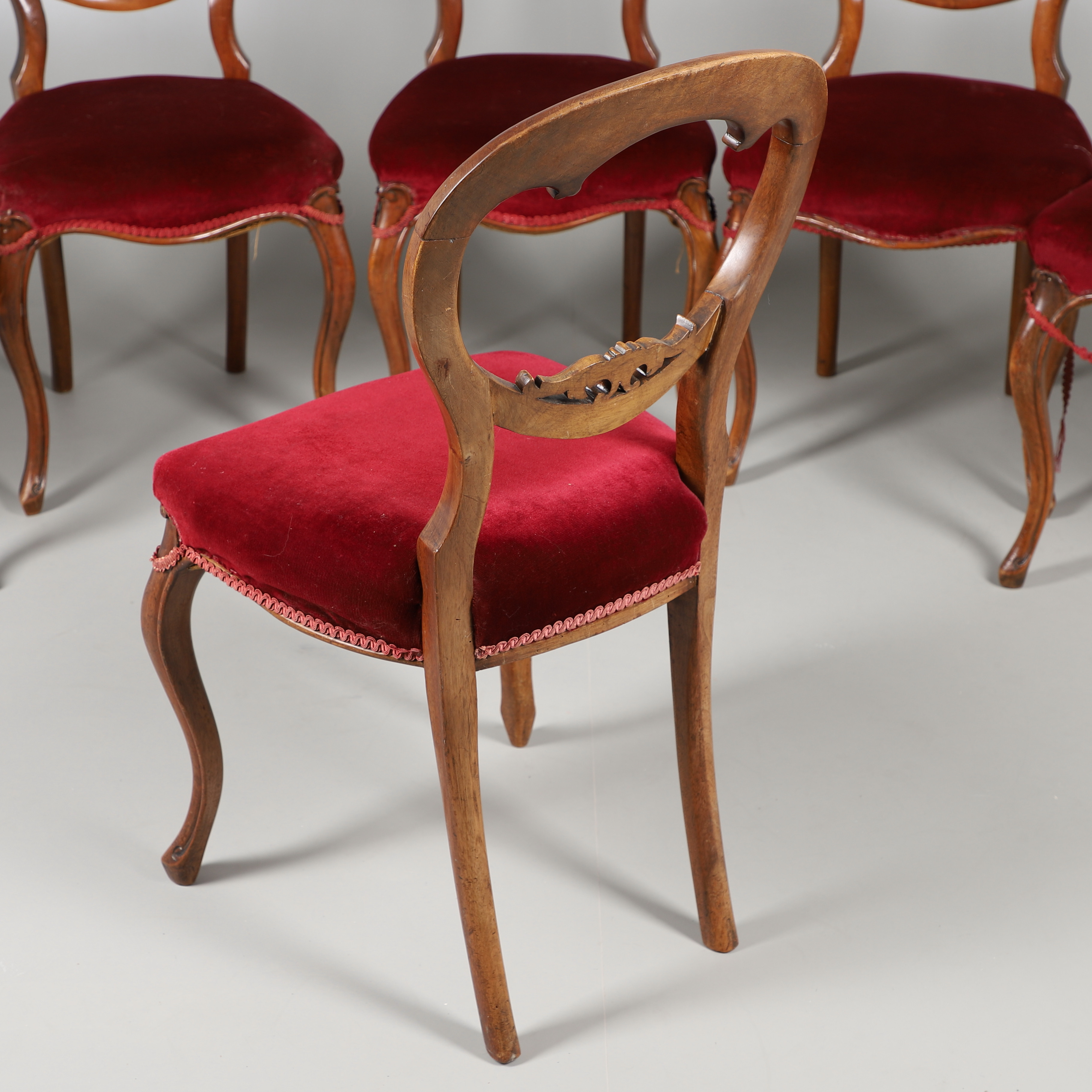 Bilder för 2391554. UPPSÄTTNING AV SEX VIKTORIANSKA STOLAR.