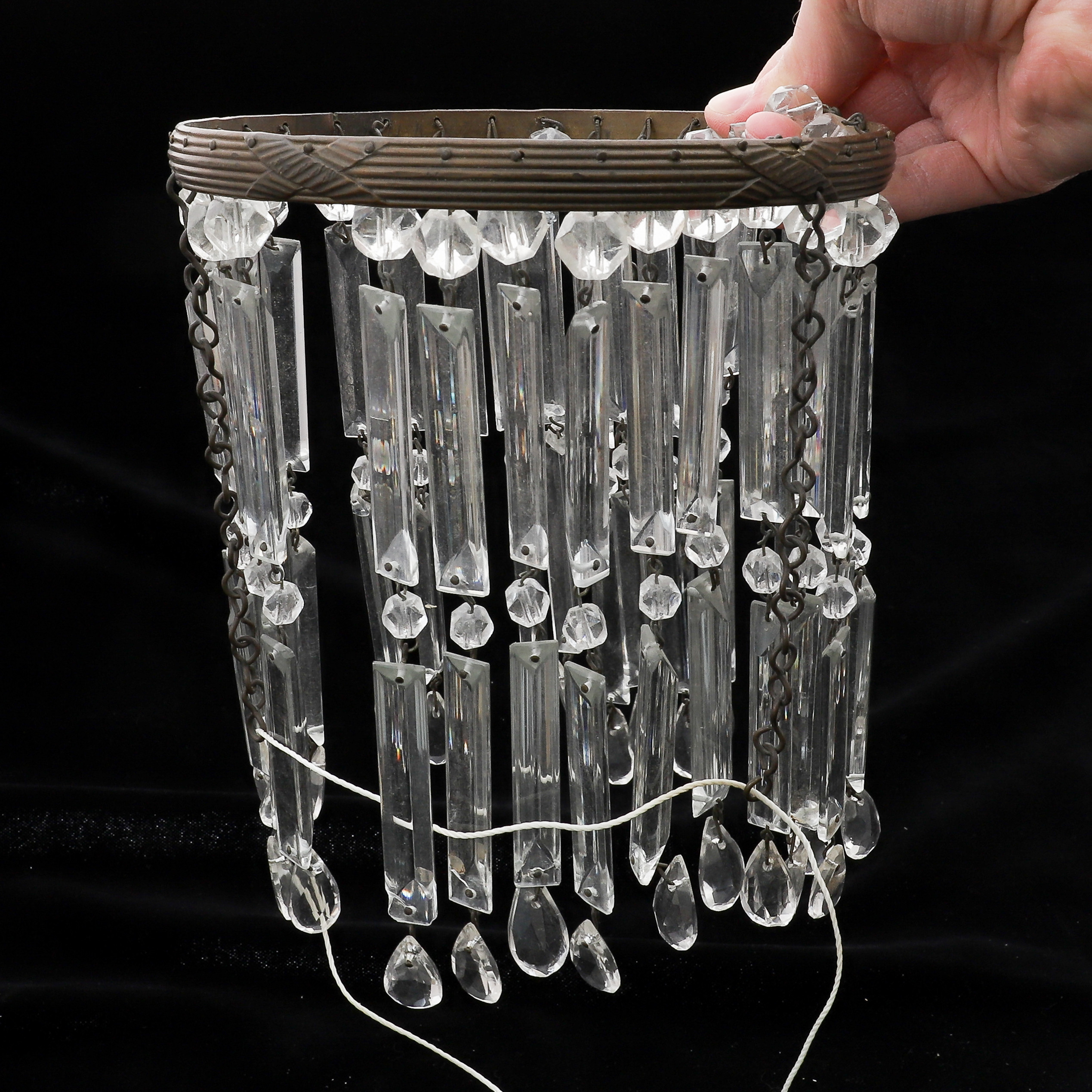 Images for 2431164. A BRASS FRAME CIRCLET PENDANT LIGHT FITTING HUNG