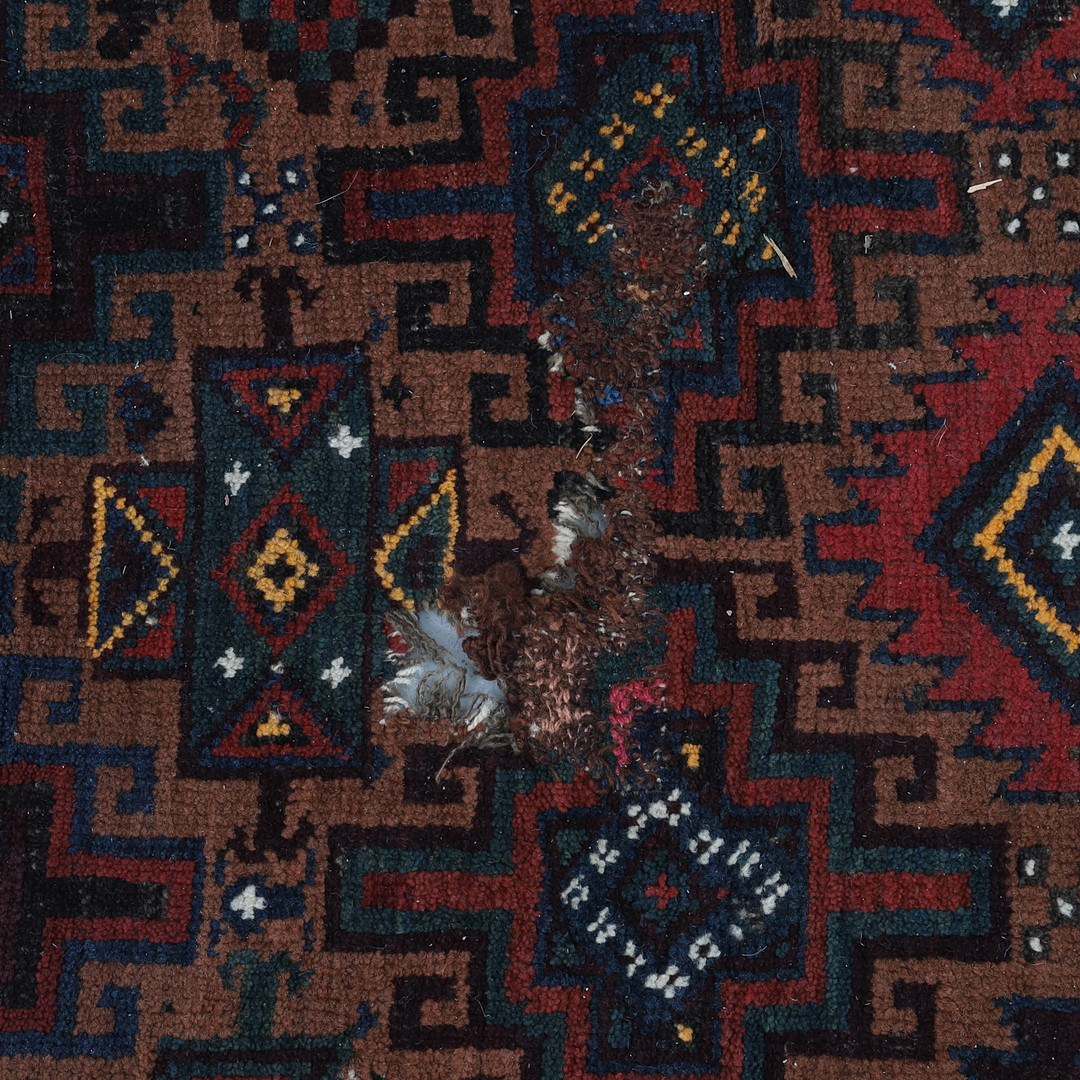AFGHANSK MATTA. Mattor & Textil - Mattor - Auctionet