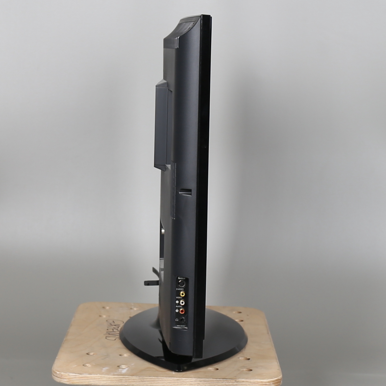 Images for 245527. LCD model TV, 32 inches, HD-ready