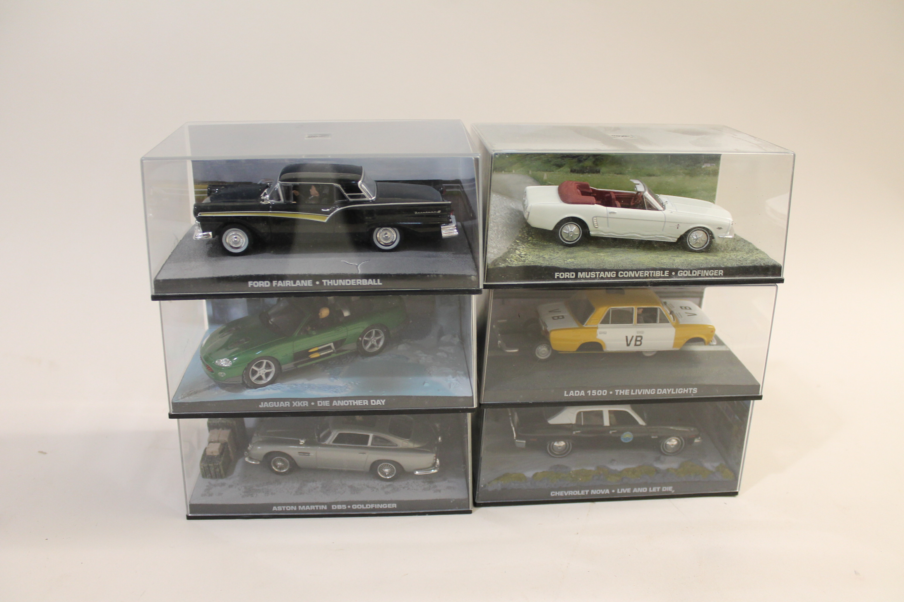 Images for 2456032. JAMES BOND BOXED DIE CAST CAR COLLECTION G E FABBRI, & JAMES BOND