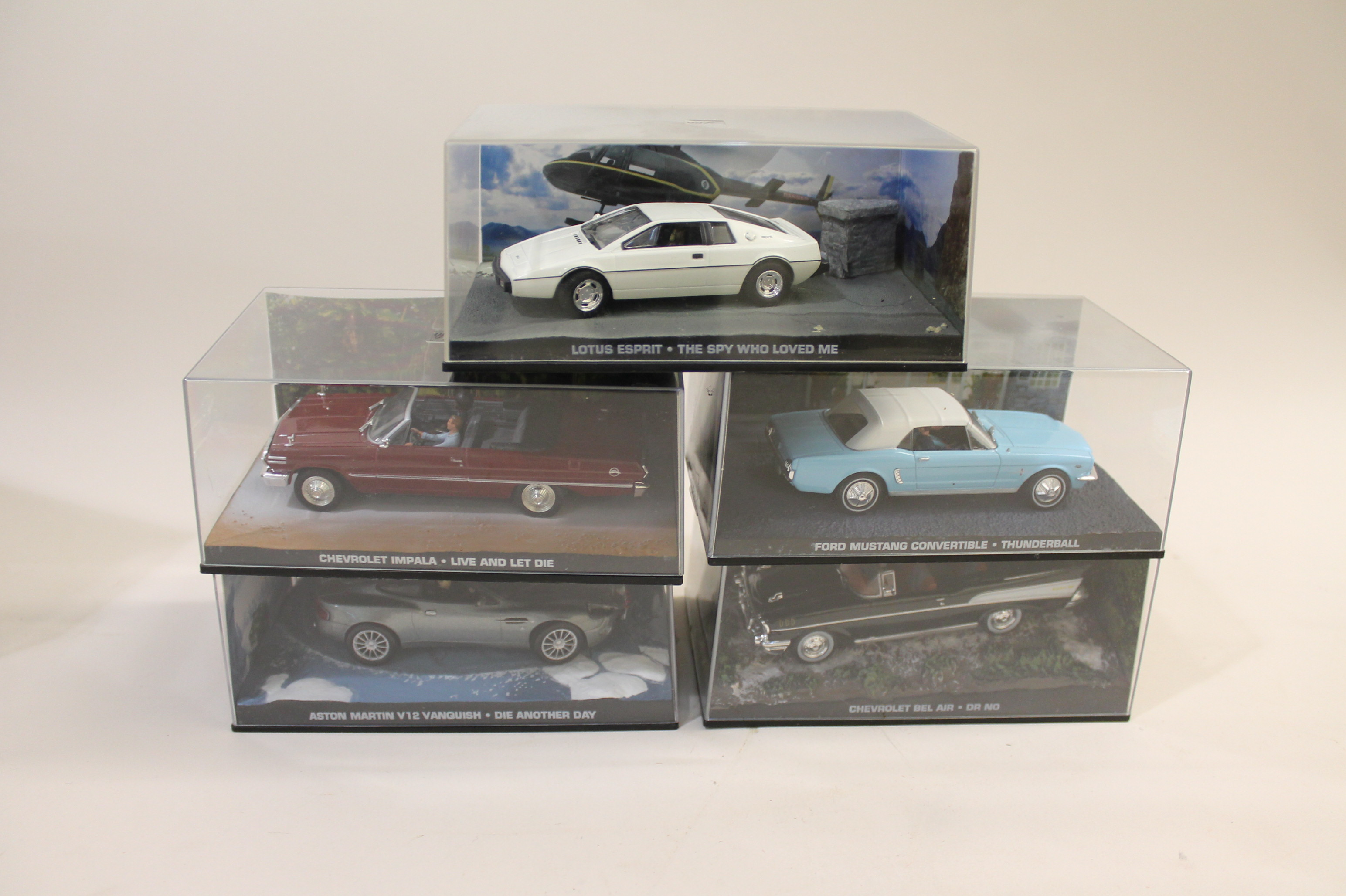 Images for 2456032. JAMES BOND BOXED DIE CAST CAR COLLECTION G E FABBRI, & JAMES BOND