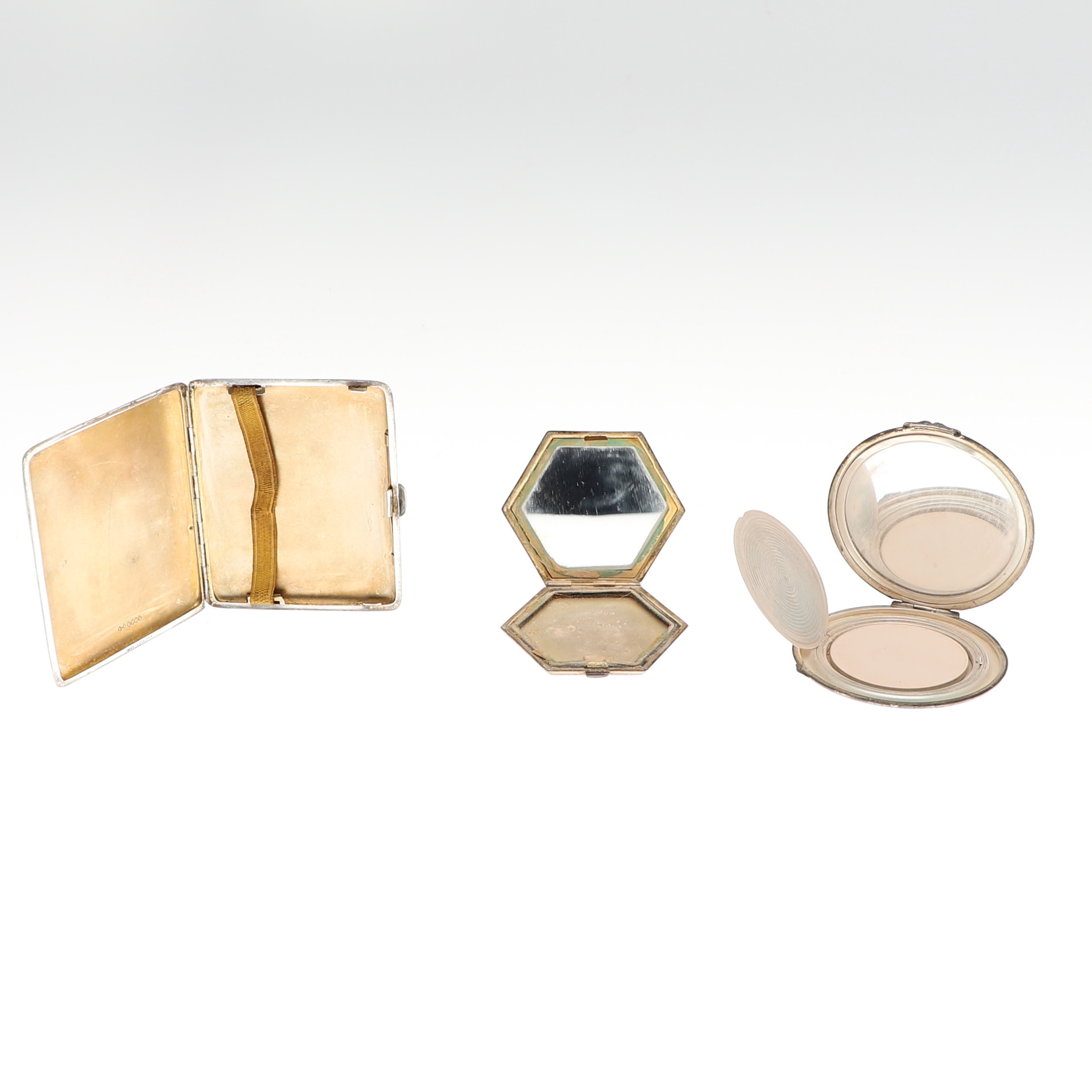 Images for 2459370. A SILVER RAF COMPACT. - Auctionet