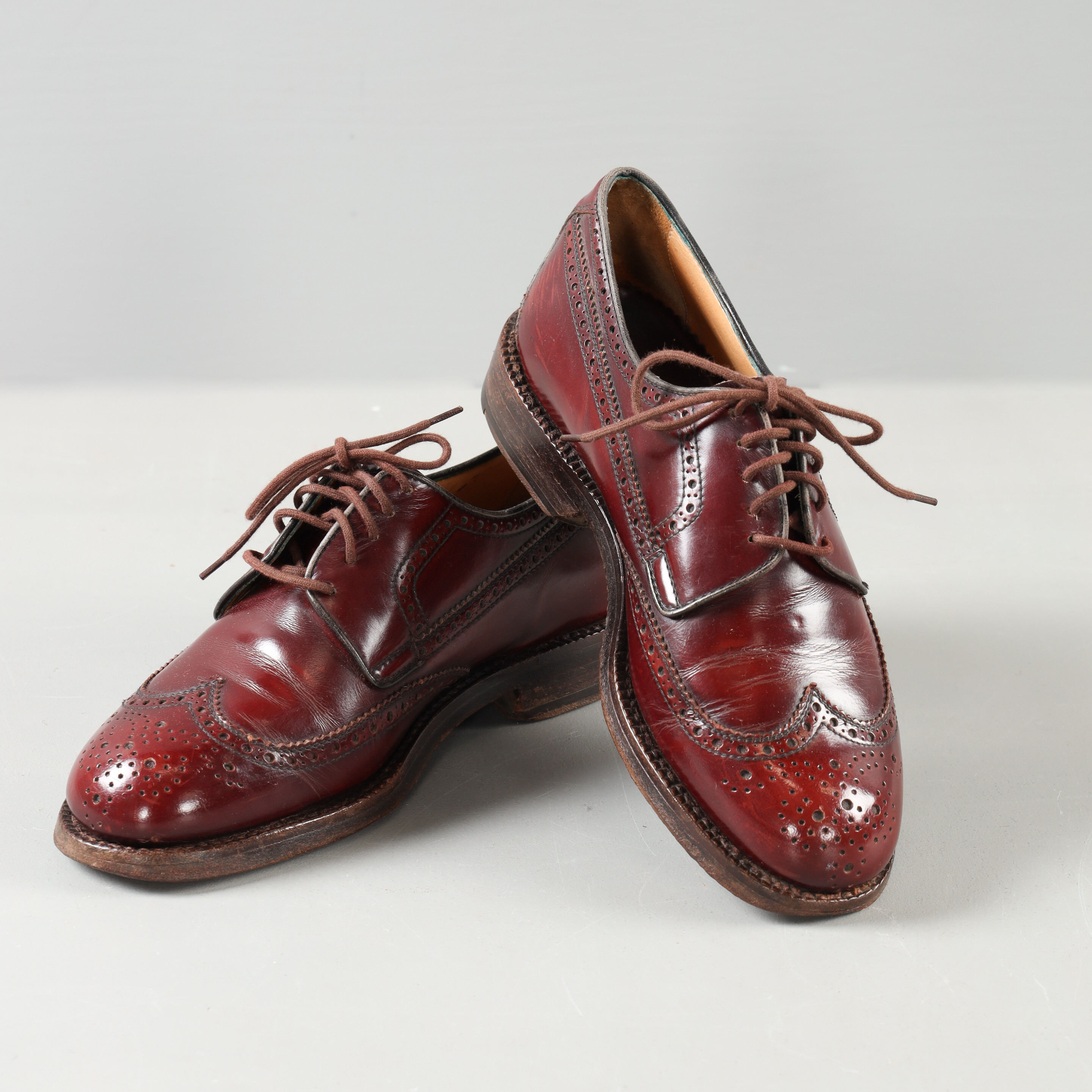 HUGO BOSS; shoes, brogues, burgundy 