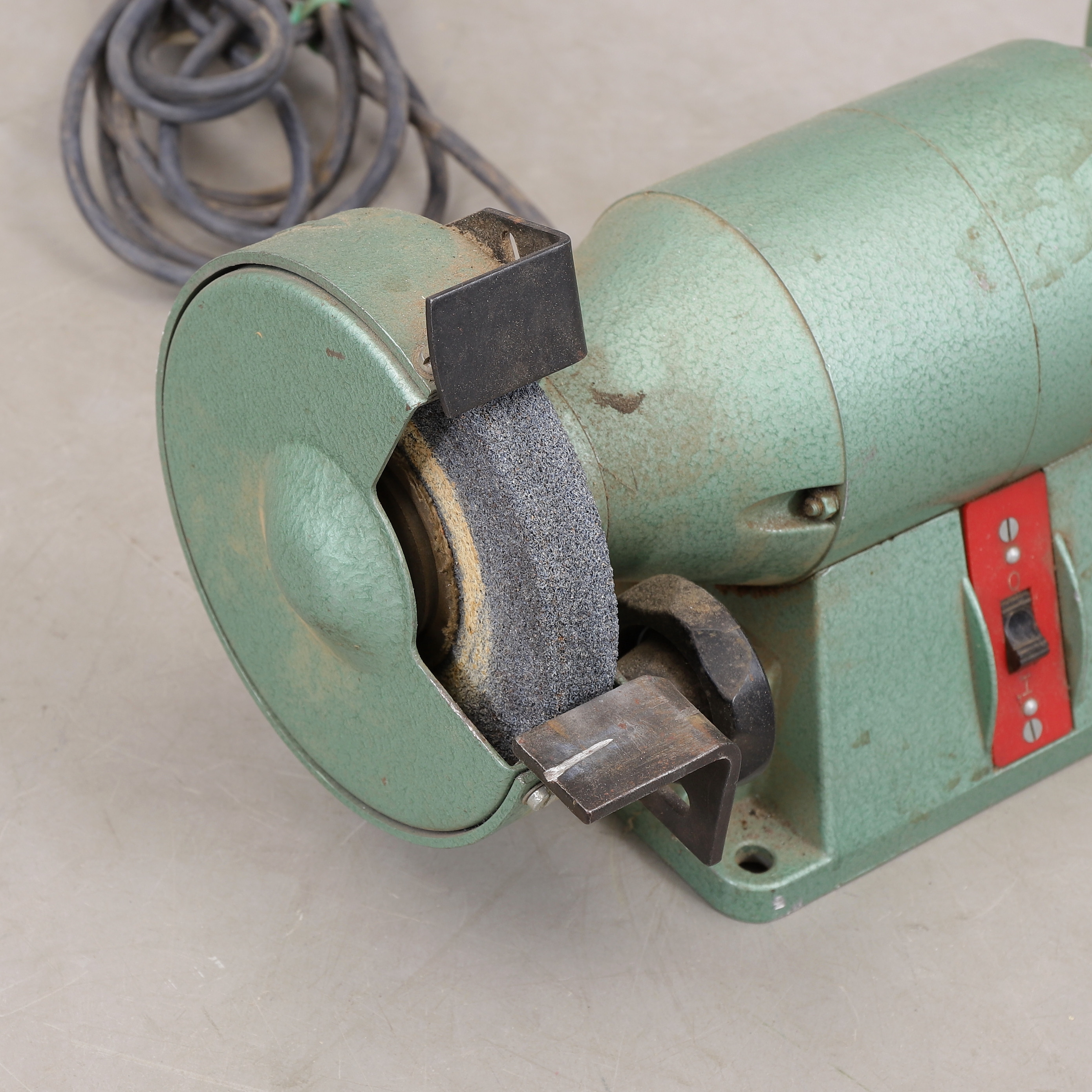 Images for 2501779. BENCH GRINDER, VEM, GDR.