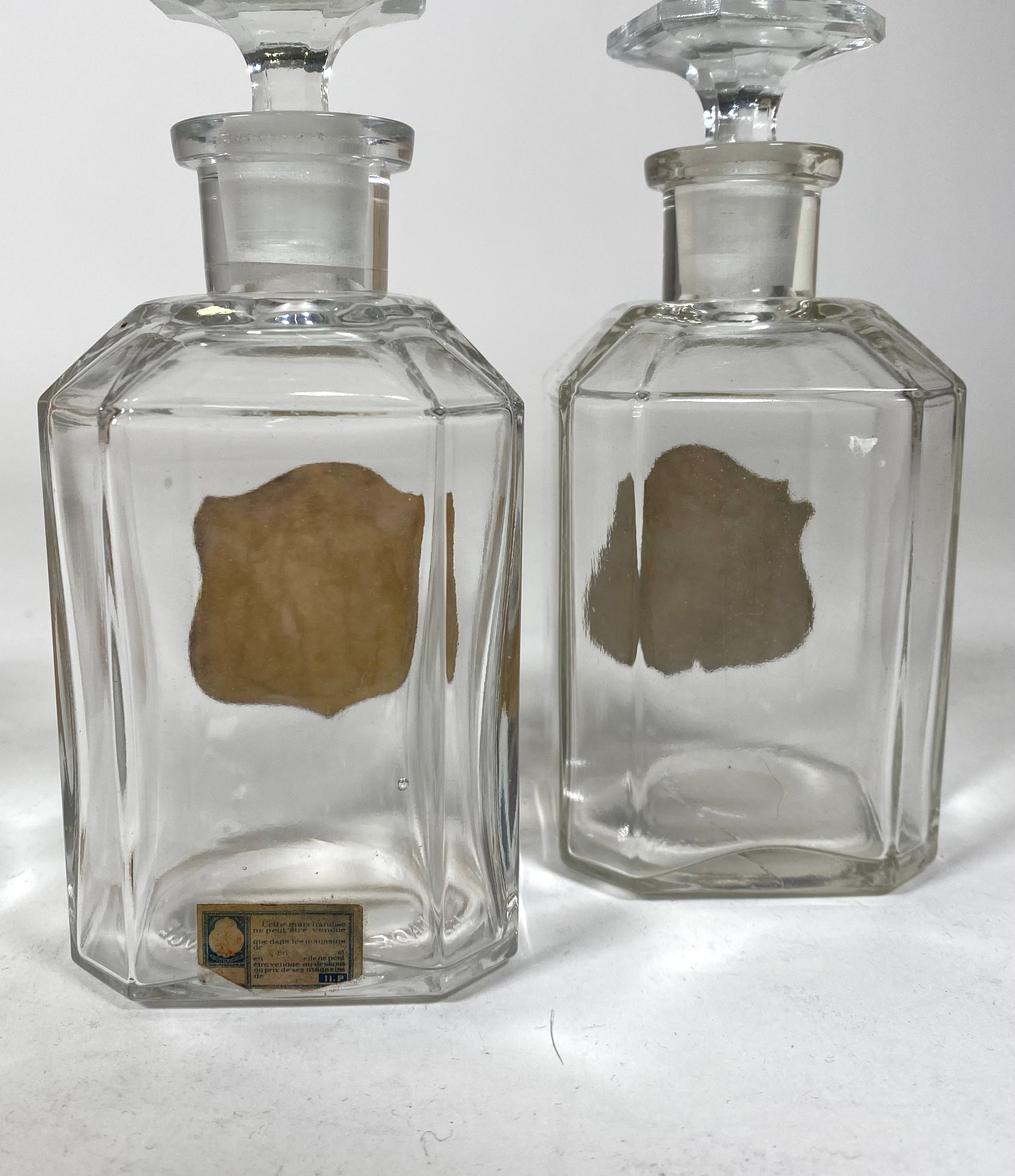 Bilder för 2536958. PAR PARFYMER. GUERLAIN, PARIS. KRISTALL. - Auctionet