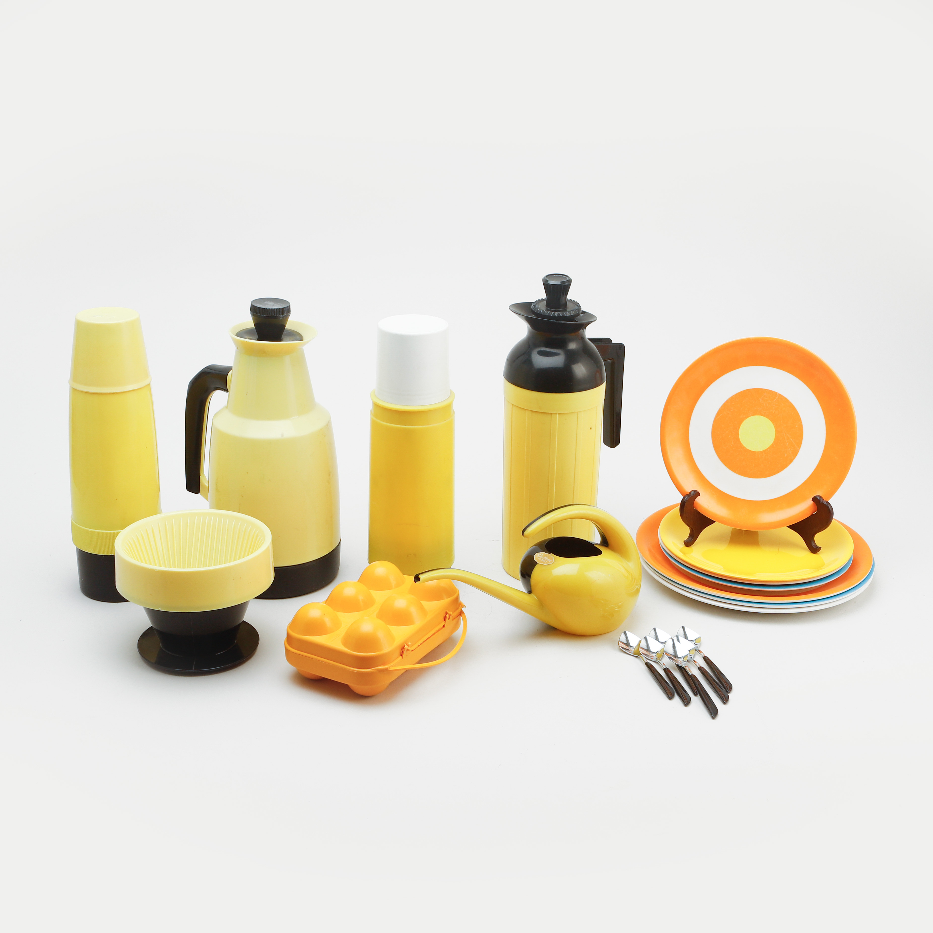 Images for 2549859. THERMOSES, 4 pieces, COFFEE FILTER, EGG BAG, JUG