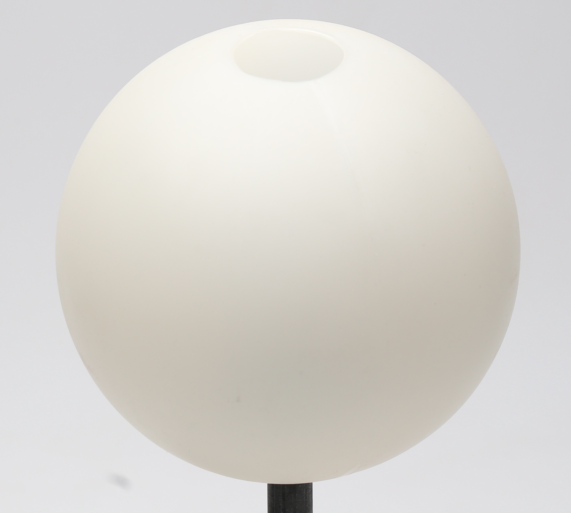 bordslampa-snobben-italien-belysning-lampor-bordslampor-auctionet