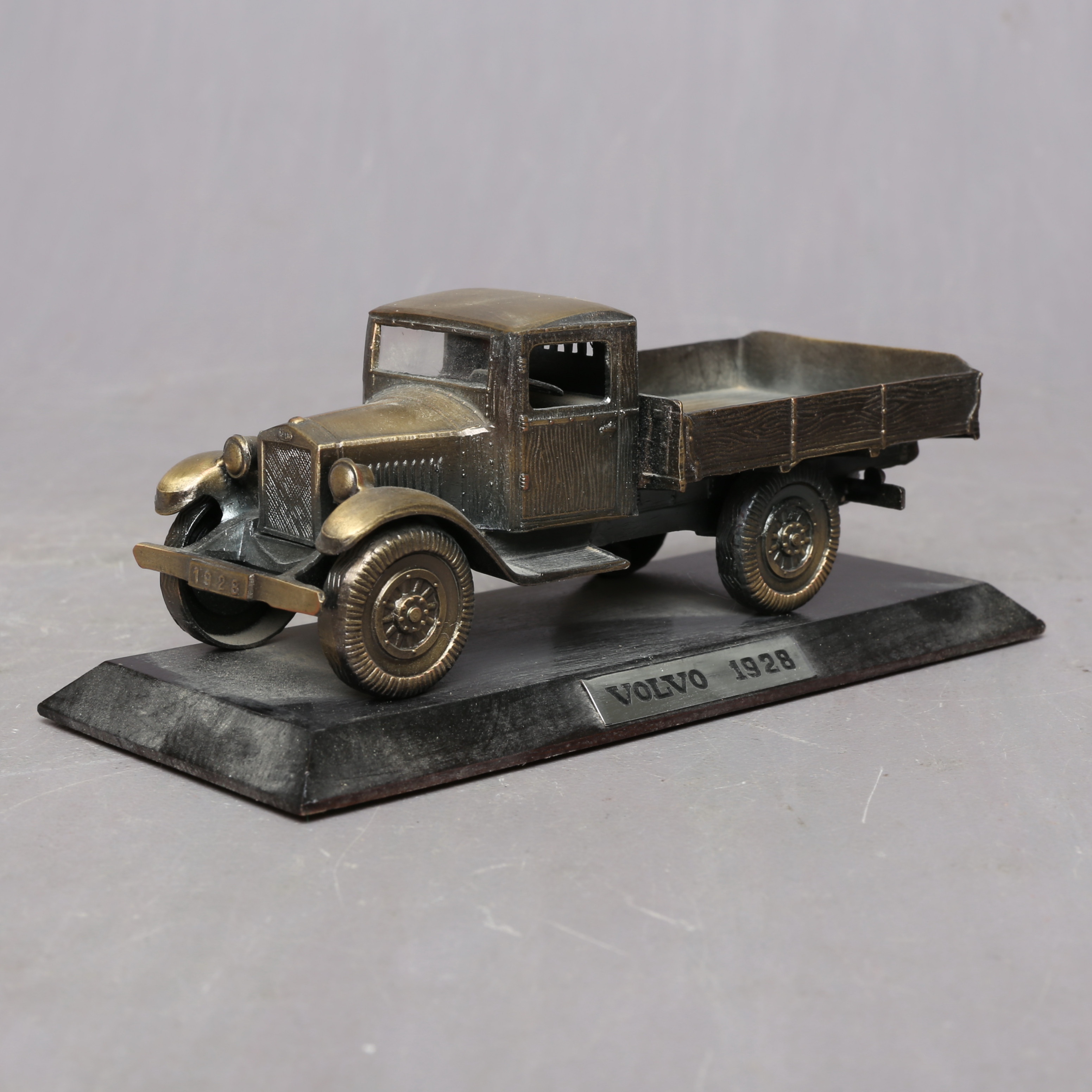 Images for 2602213. VOLVO LV 40, Truck, 1928. - Auctionet