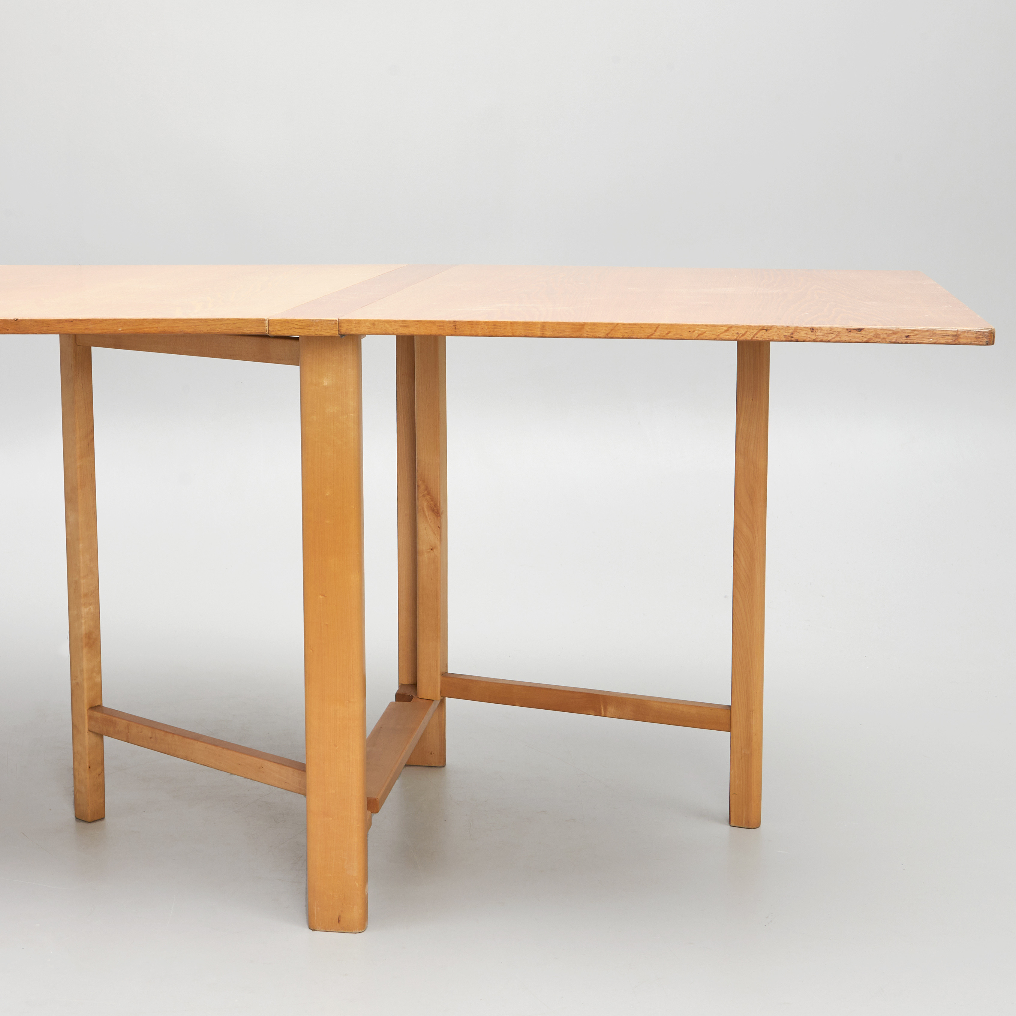 Images for 2682834. BRUNO MATHSSON. Knock table/Dining table. "Maria