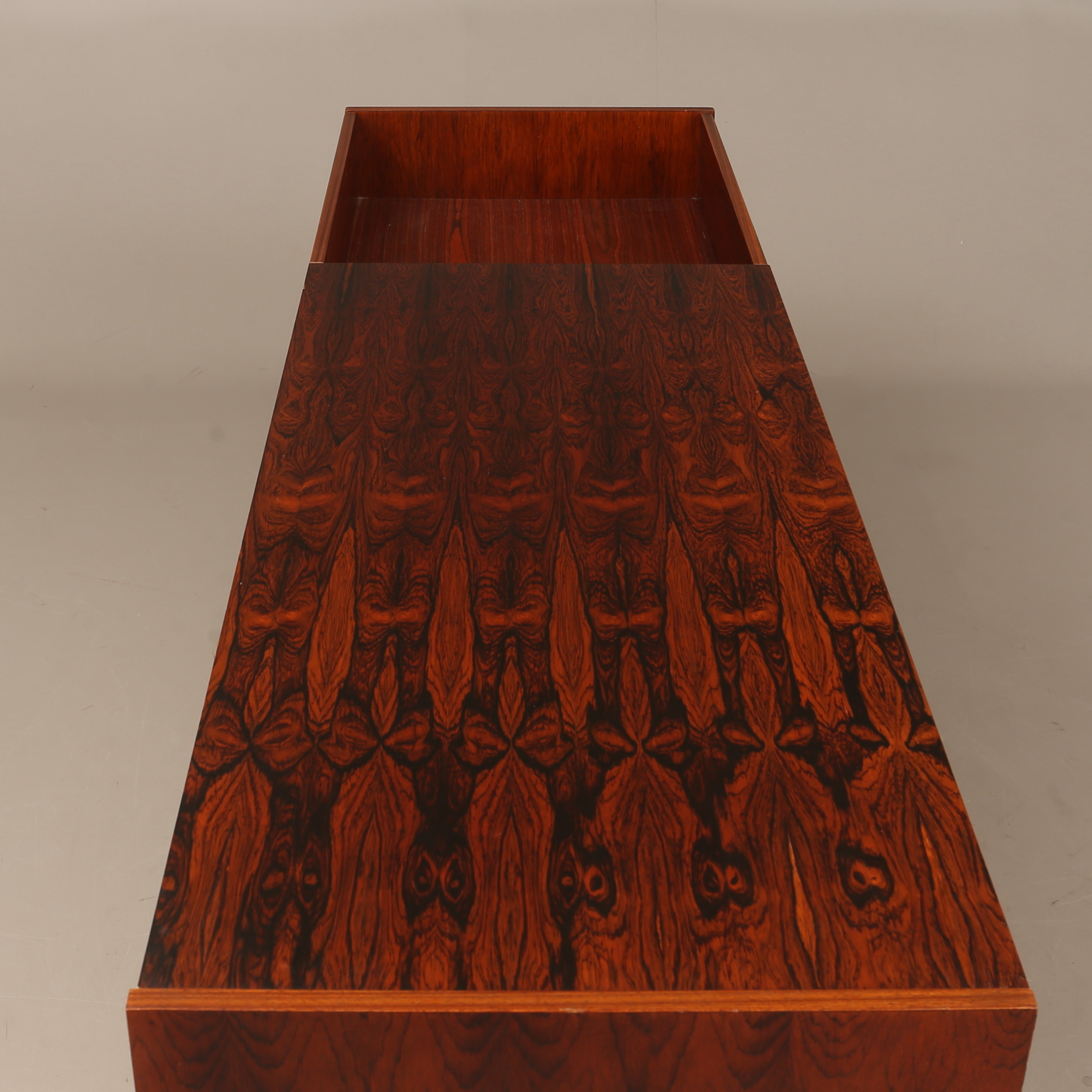 Images for 2781411. STEREO BENCH/SIDEBOARD in jacaranda veneer, 1970s