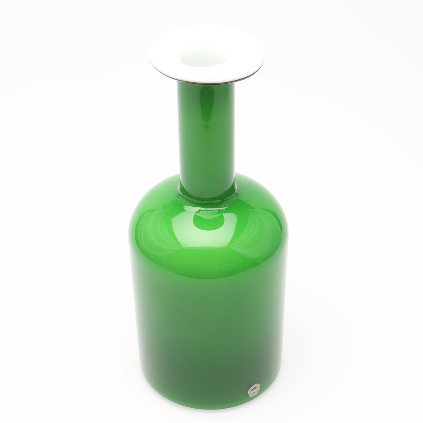 2801339 OTTO BRAUER Maljakko Opaalinvalkoinen Lasi Vihre ll 2801339 OTTO BRAUER Maljakko Opaalinvalkoinen Lasi Vihre ll