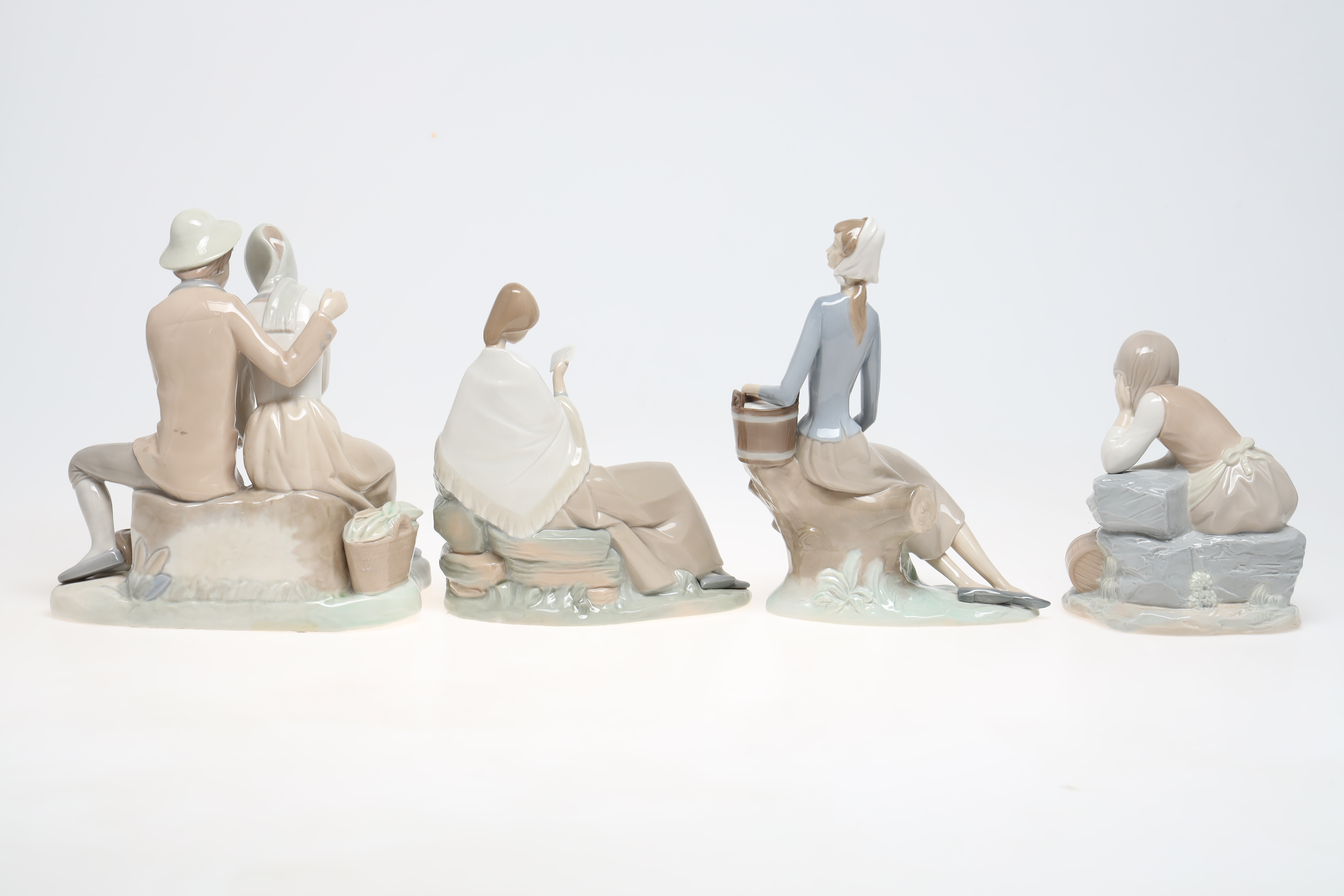 images-for-2820781-figurines-4-pieces-nao-rosal-zaphir-including