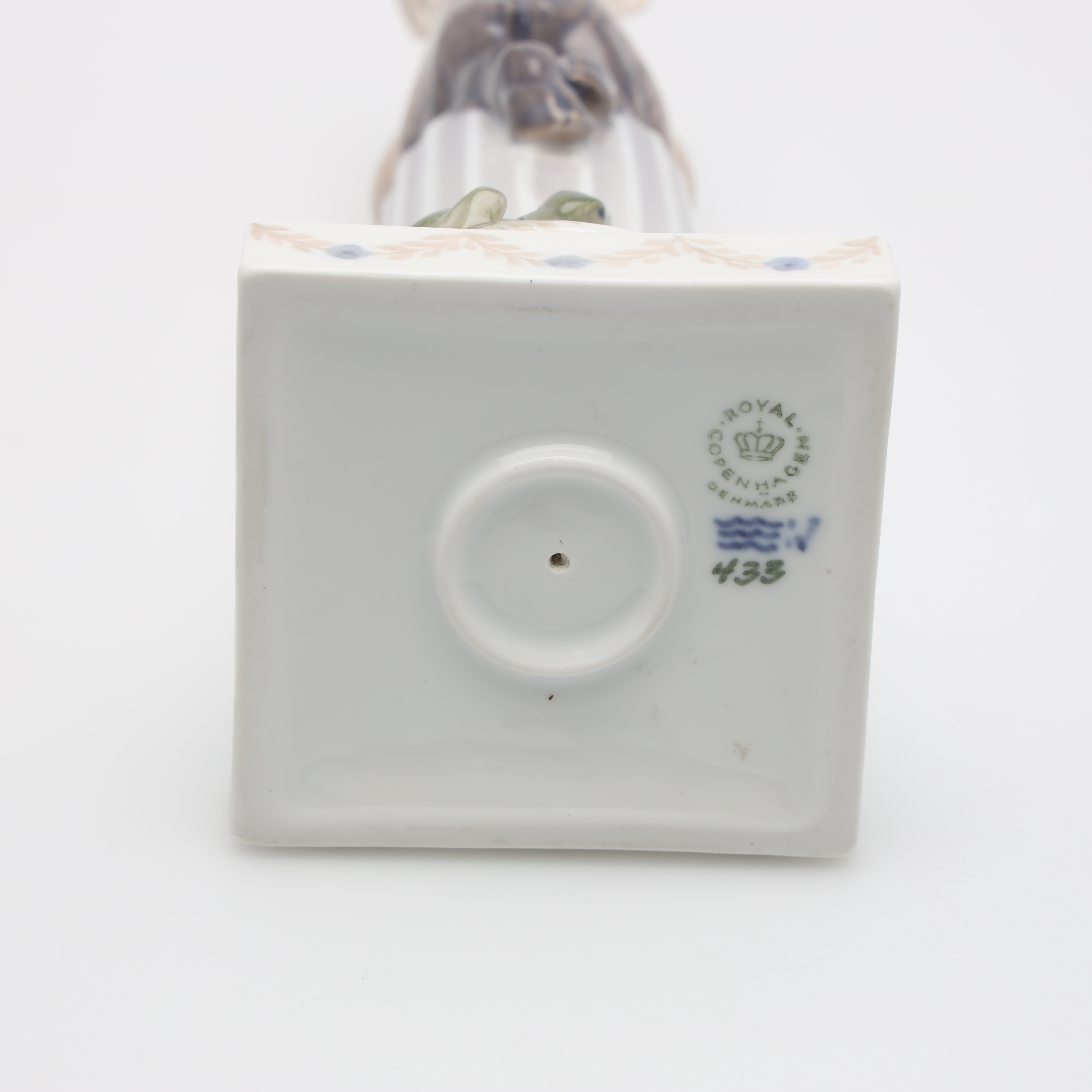 Figurine Royal Copenhagen – Petit Viki 2004 – Collection Annual Vikings – Bjarke – Porcelaine Neuve