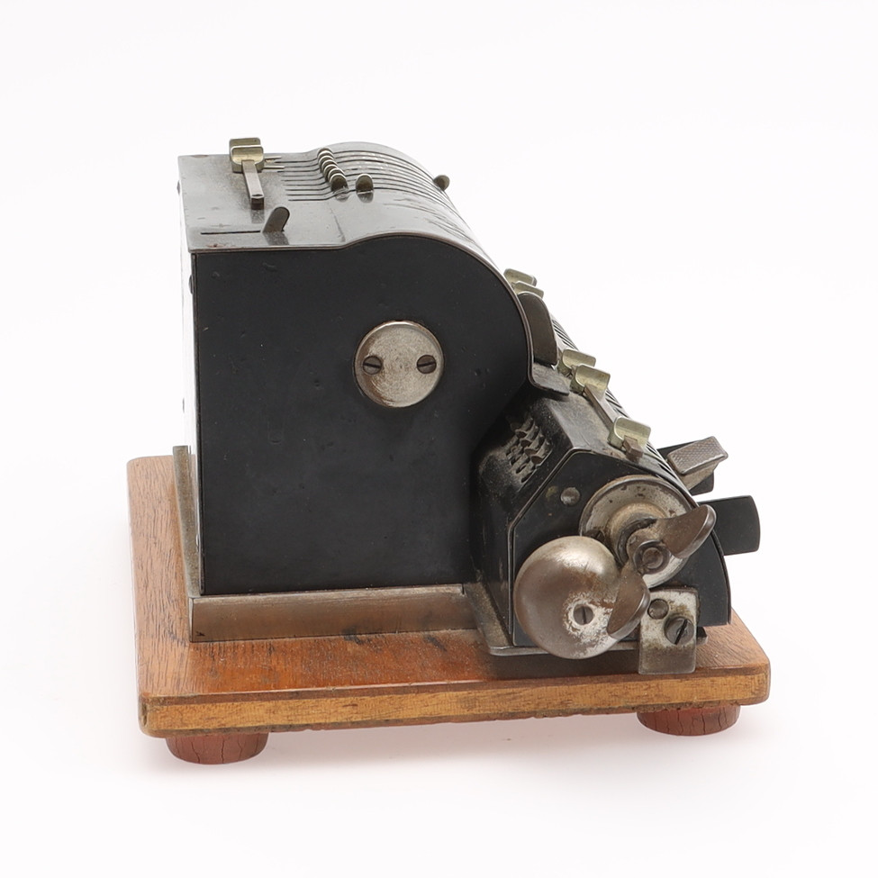 Images for 2857620. CALCULATOR, Thales, Machine shop Barrett, Skara ...