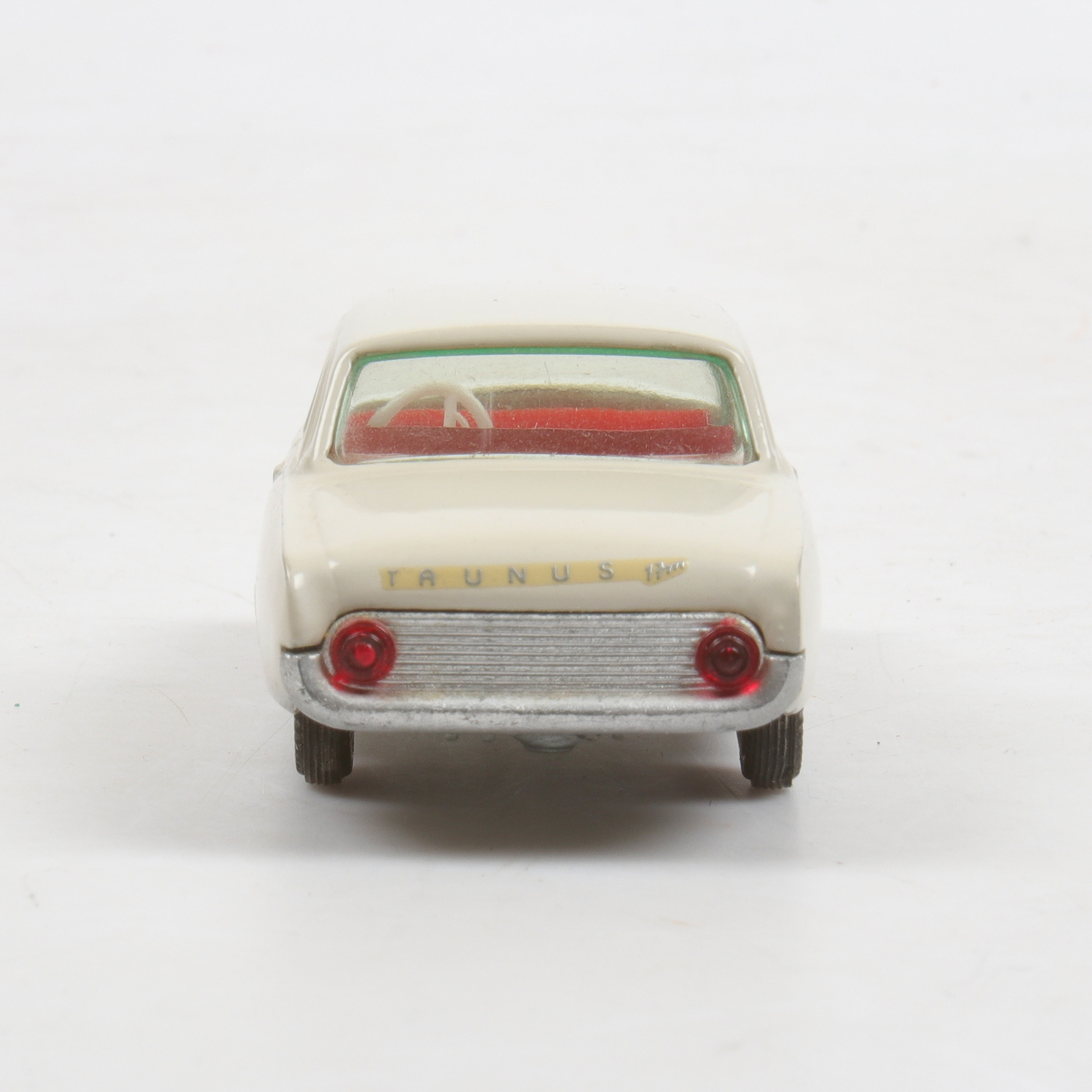 TEKNO DENMARK 826 Ford Taunus 17M - Rare -Red 1:43- Fair In Box - 241 EUR 76,00 - DE