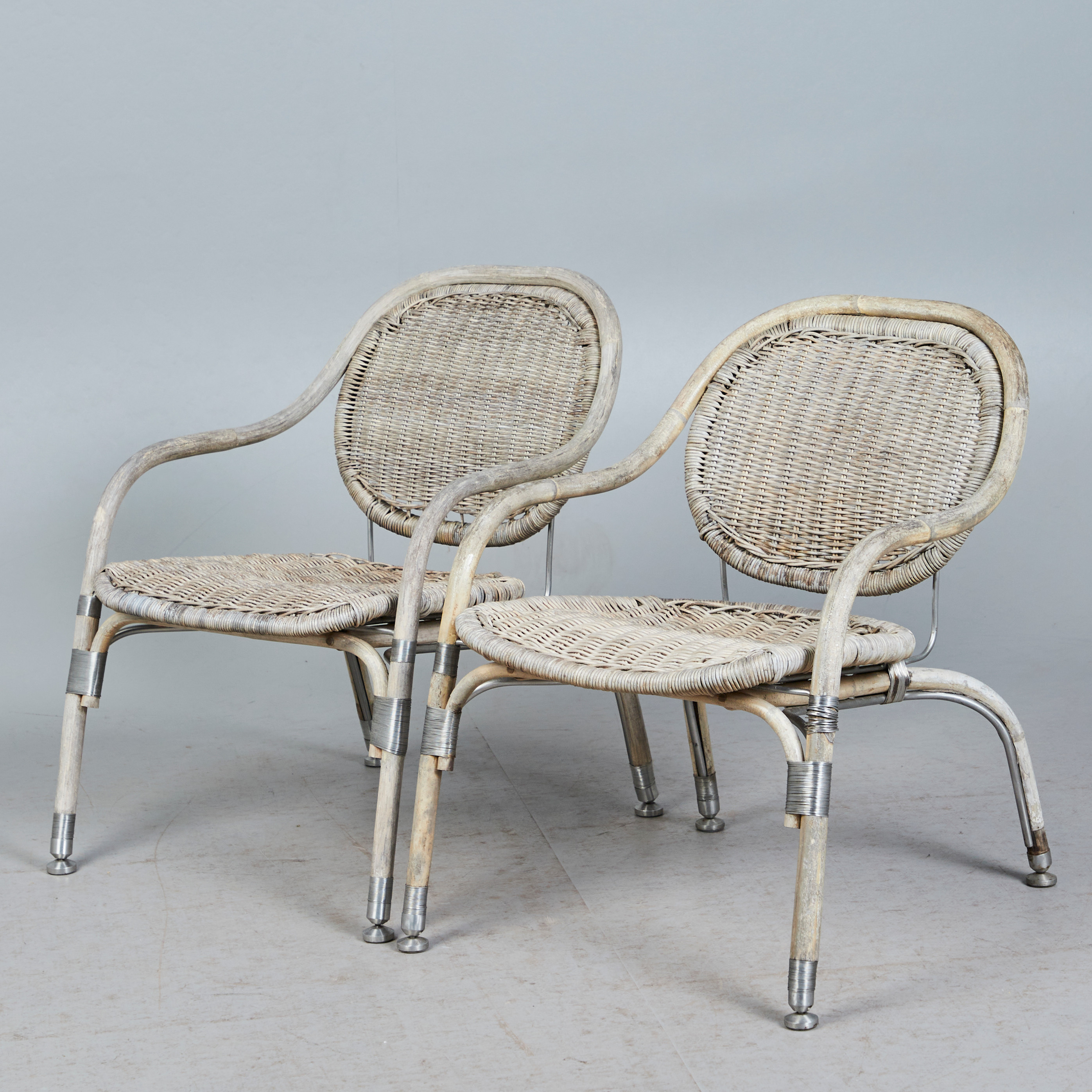Bilder zu 2993532. MATS THESELIUS. Ikea PS, zwei Armlehnstühle / Stühle