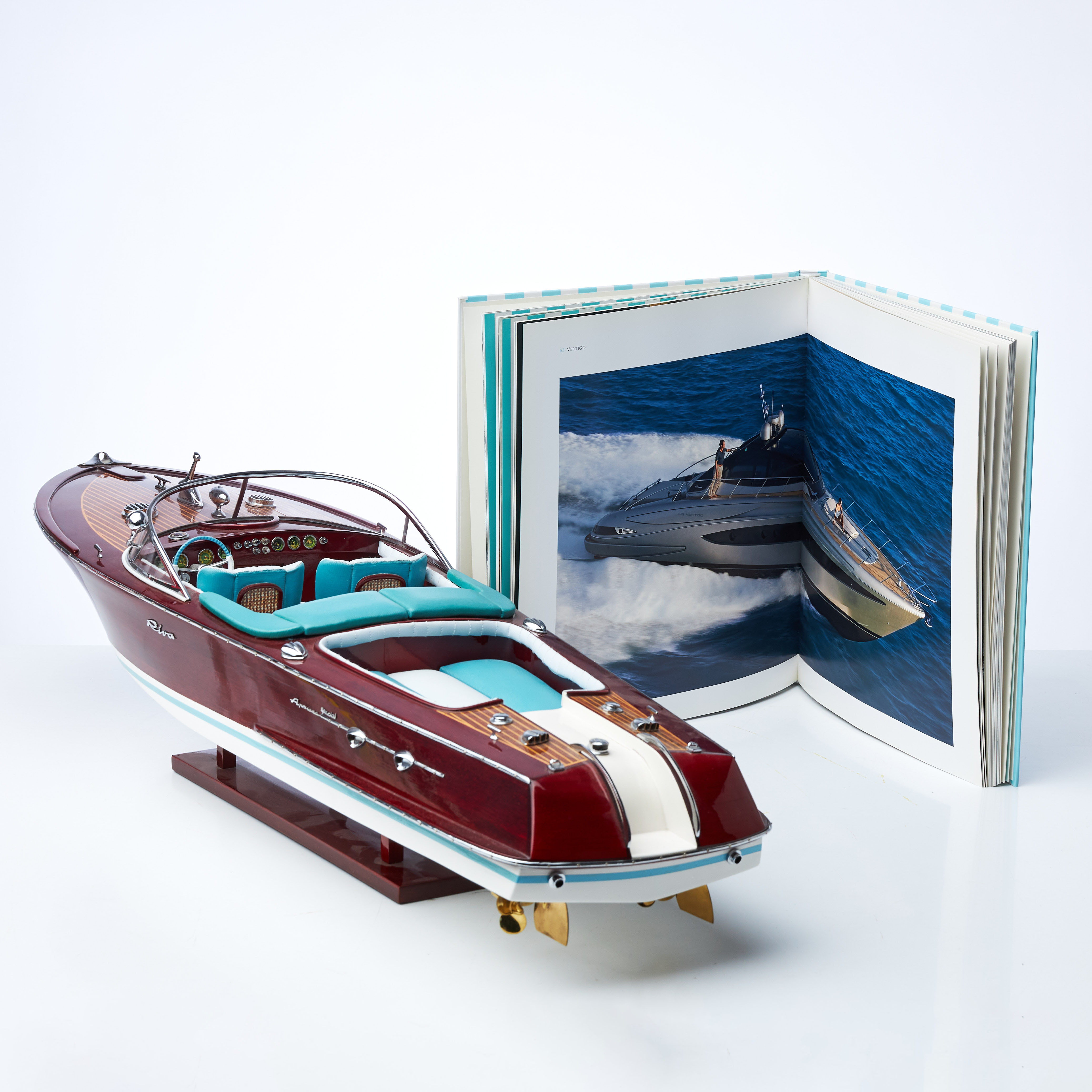Editions Riva Images for 3036081. MODEL BOAT and BOOK. Riva,