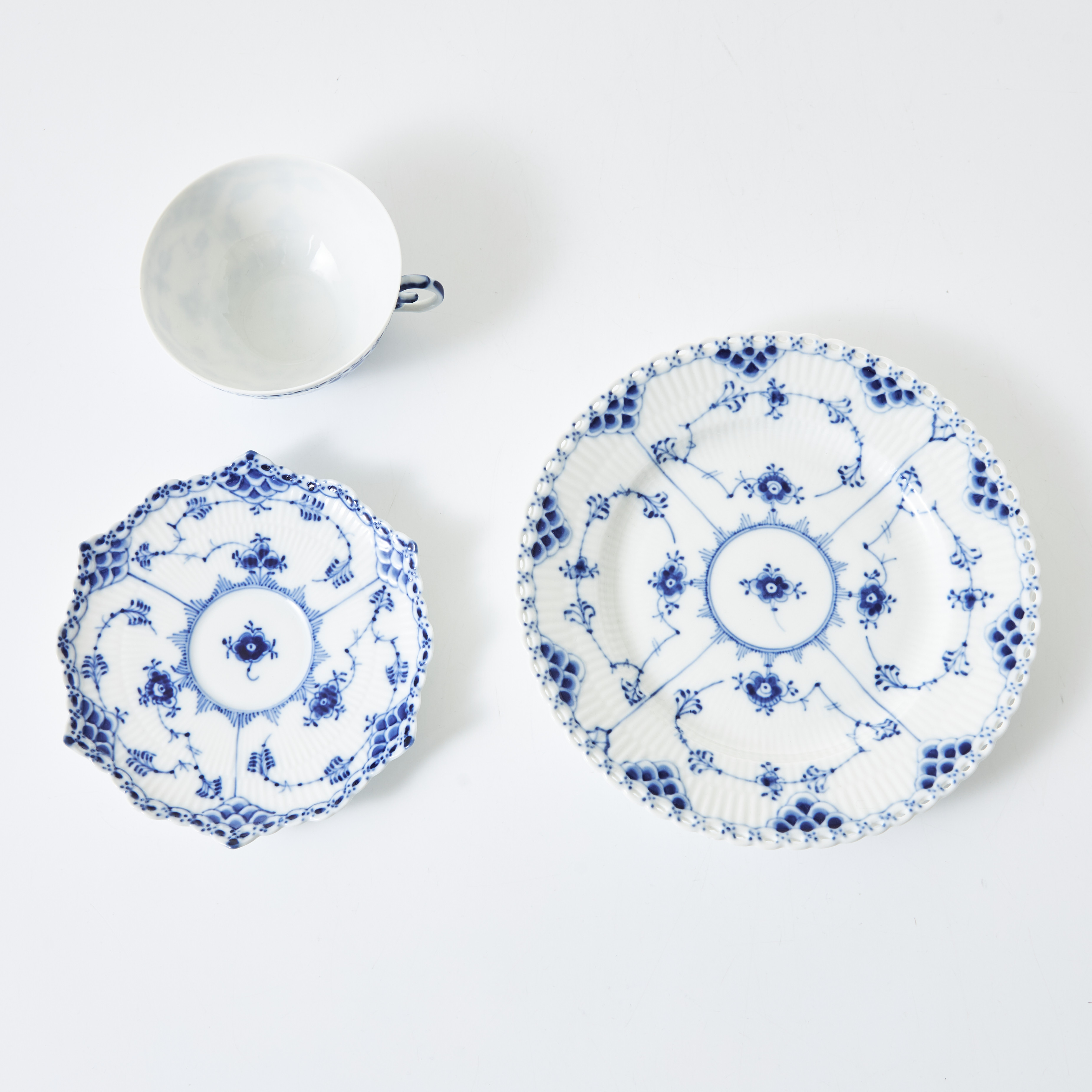 Images for 3122840. ROYAL COPENHAGEN. Tea set pieces 21 pieces