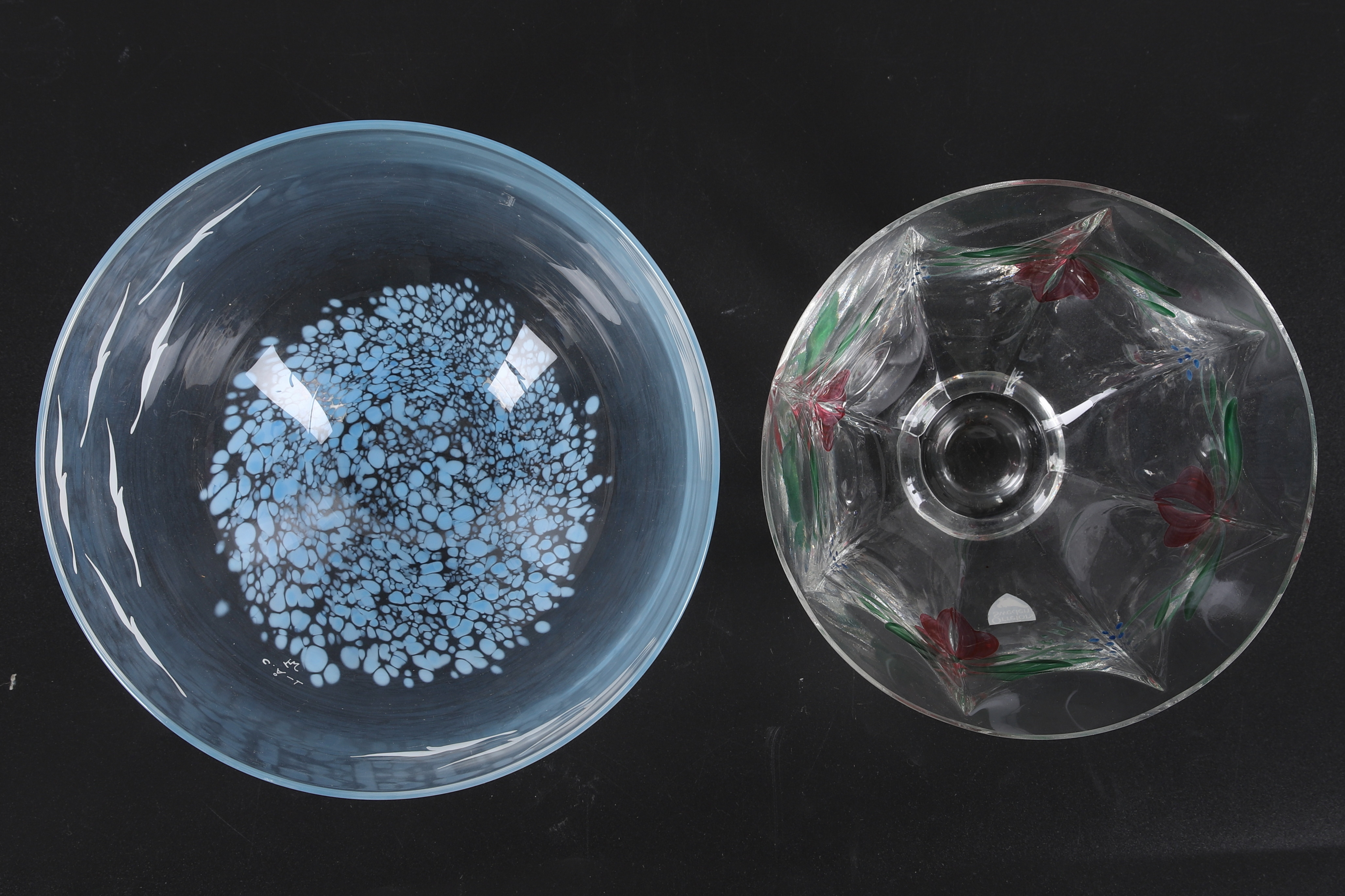 Images for 3129200. A set of 2 glass bowls, including Orrefors, signed