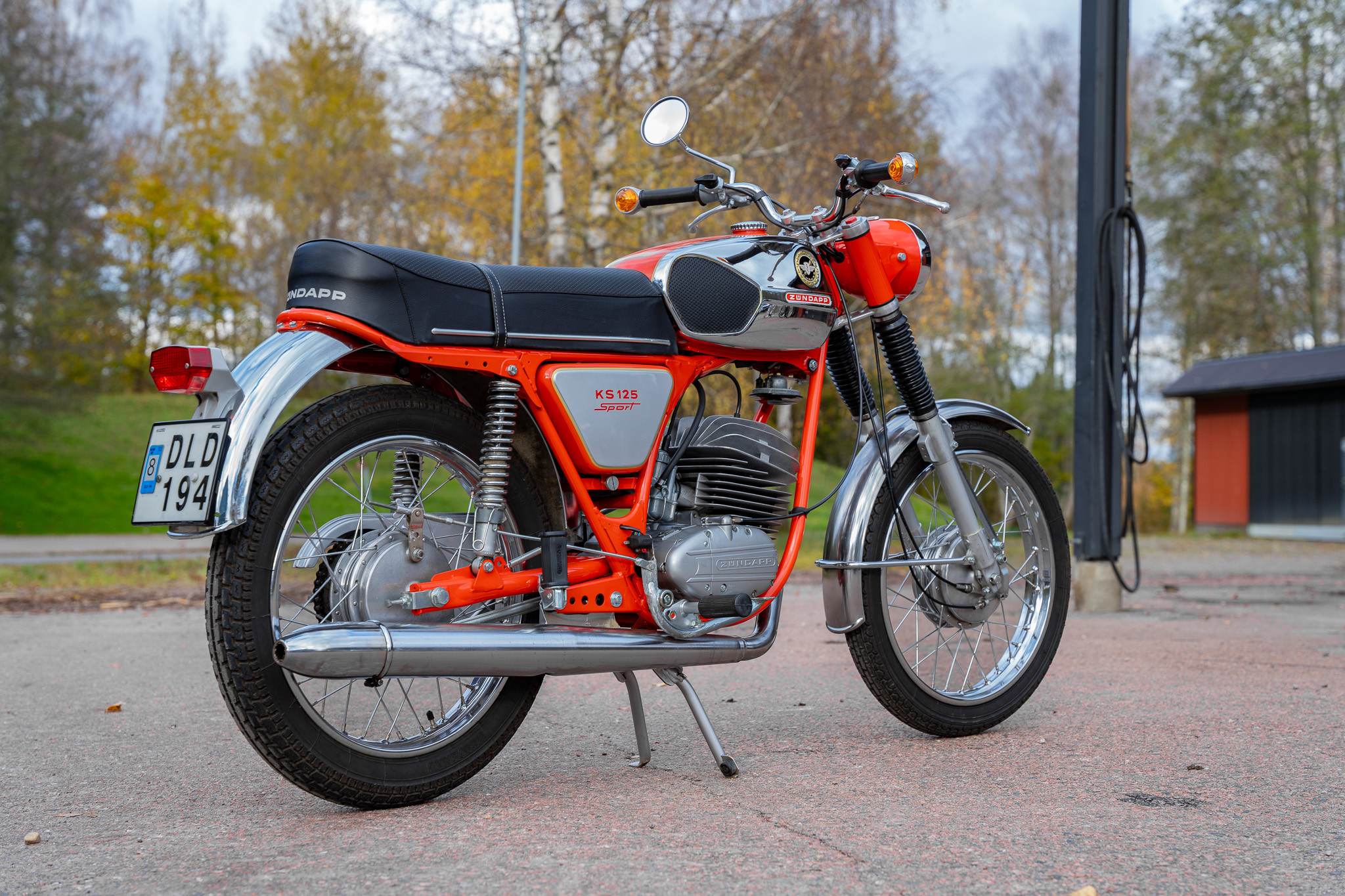 Z NDAPP Modell KS 125 Sport 1972 Tyskland Fordon B tar Delar z-ndapp-modell-ks-125-sport-1972-tyskland-fordon-b-tar-delar