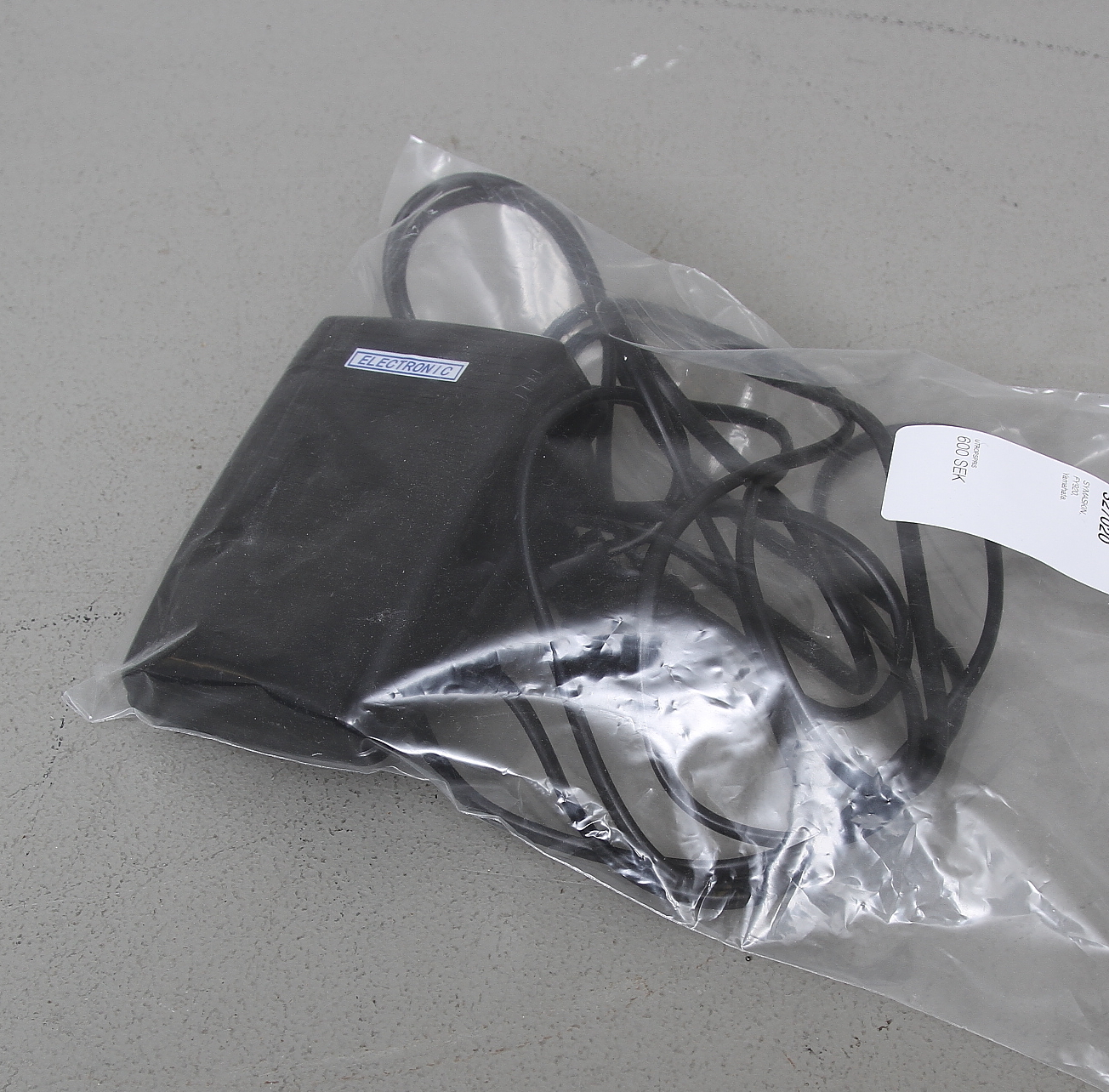 Images for 327020. SEWING MACHINE, FY920, Yamahata.