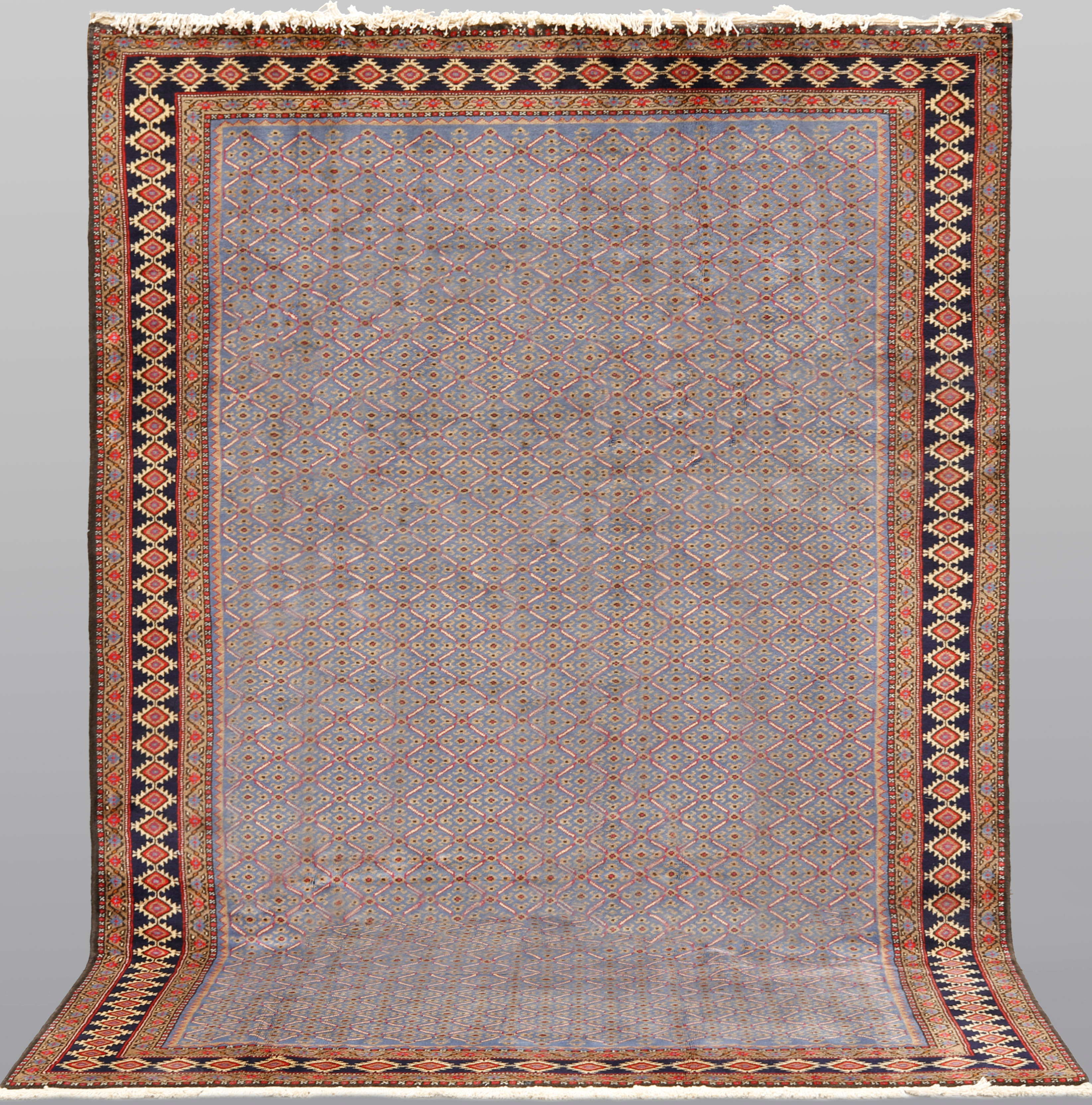 ORIENTMATTA. Handknuten Koljaj, 290 x 206 cm.