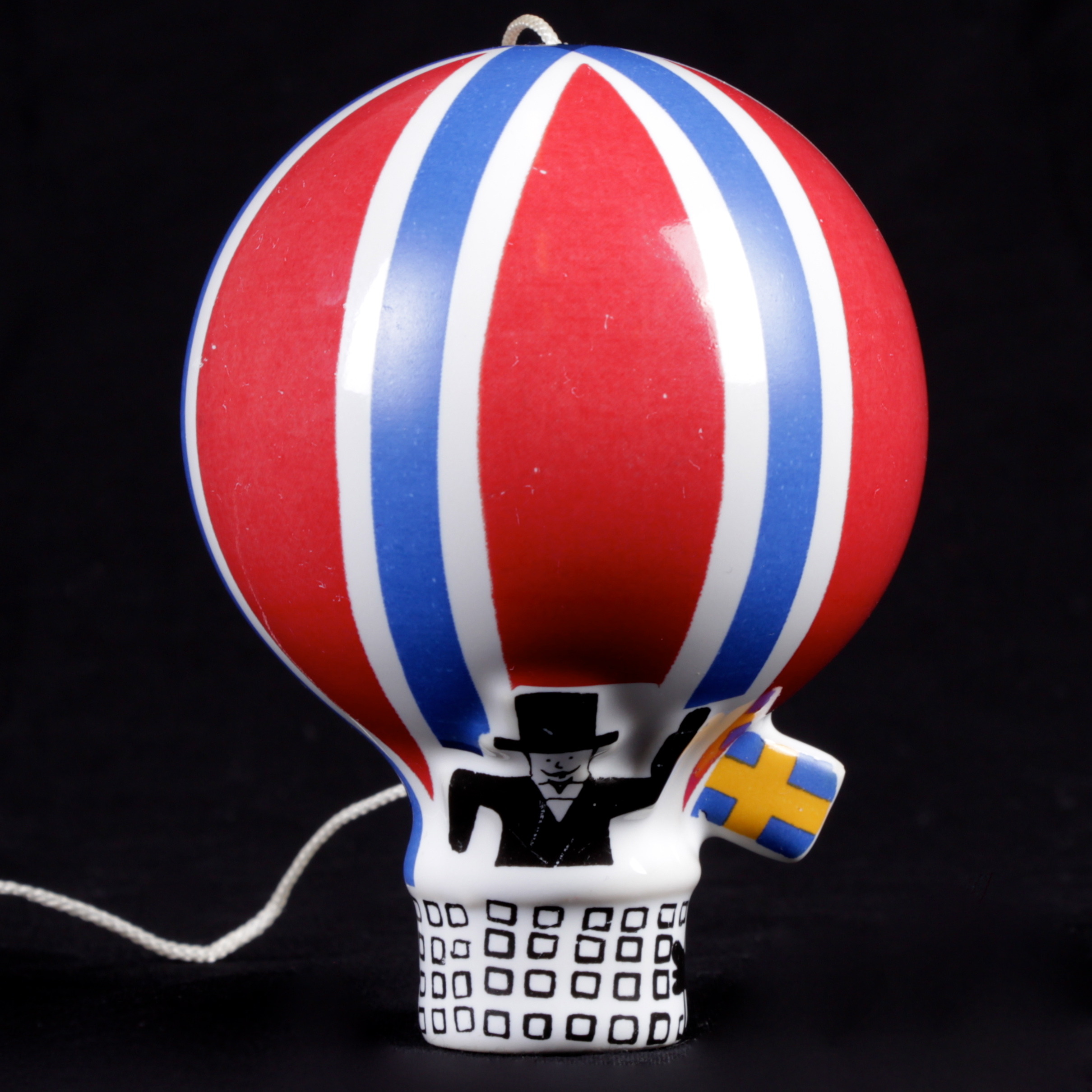 Bilder zu 415073. Figur, Steinzeug, Kleiner Heißluftballon aus der Serie „Traffic“, Lisa Larson ...