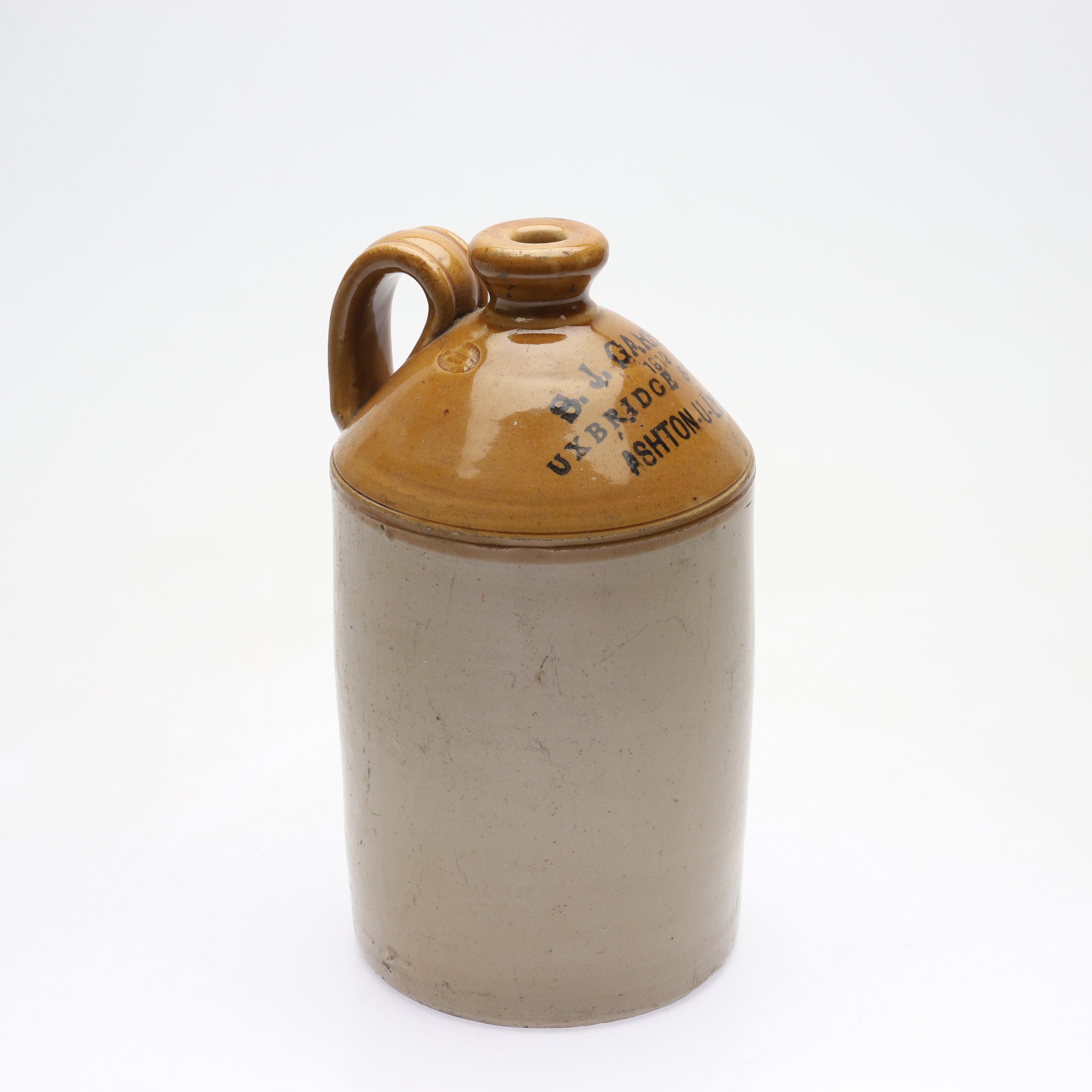 HÄNKELKRUS, glaserat stengods, Whittington Moor, Chesterfield, England, 1900-tal.