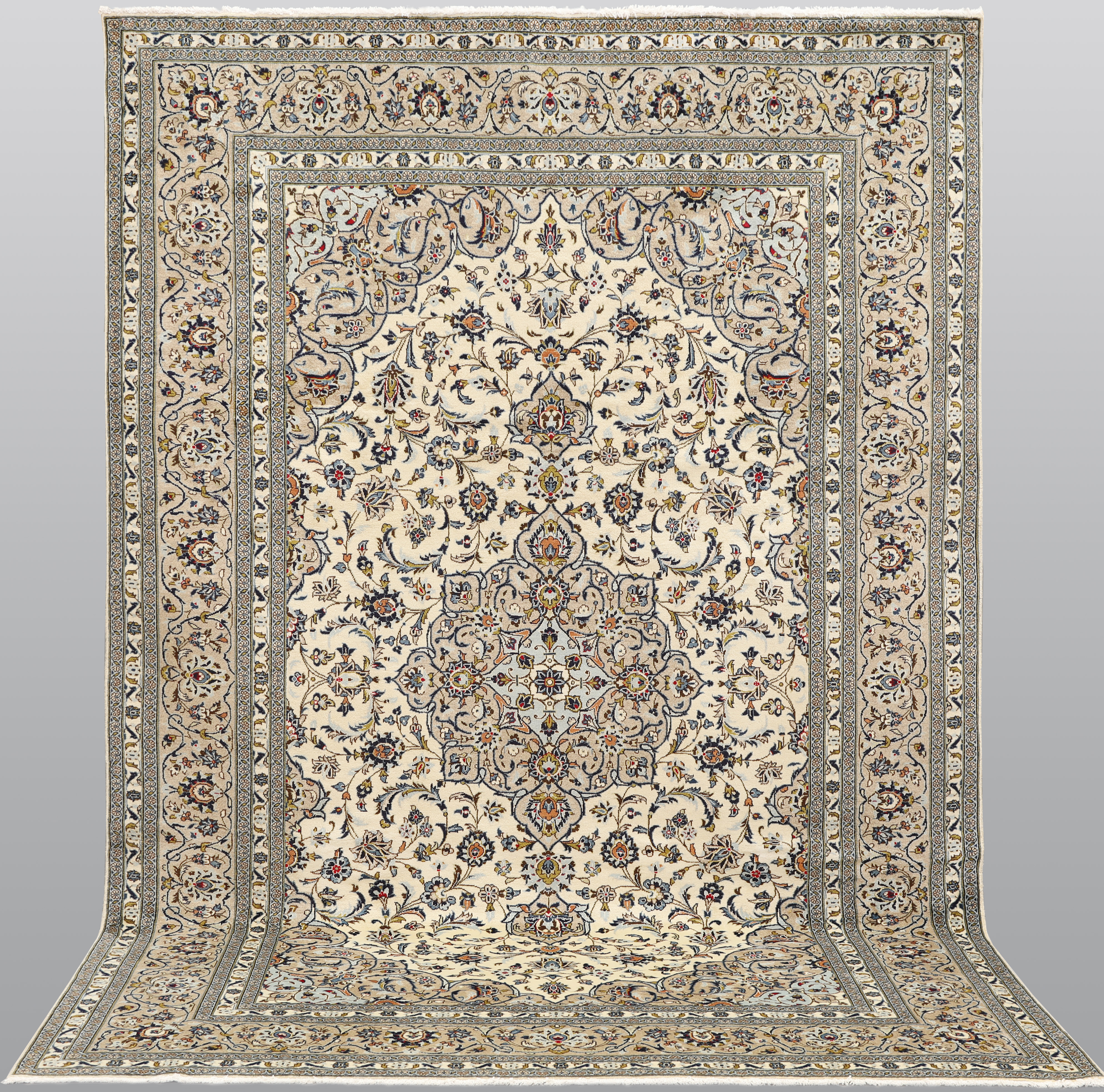 MATTA, Ljus Keshan, 363*245cm.