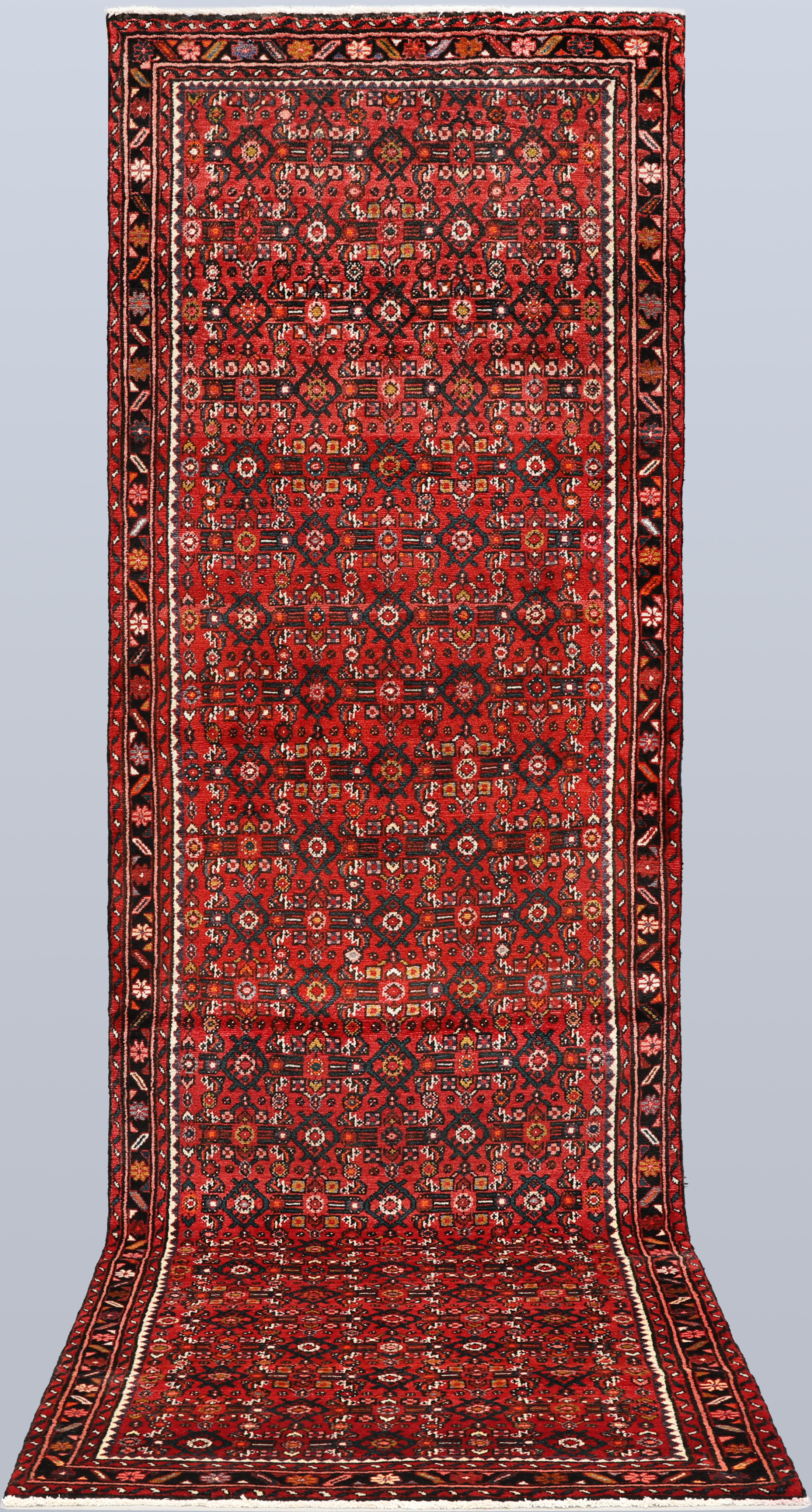 MATTA, Hamadan gallerimodell, 390*120cm.