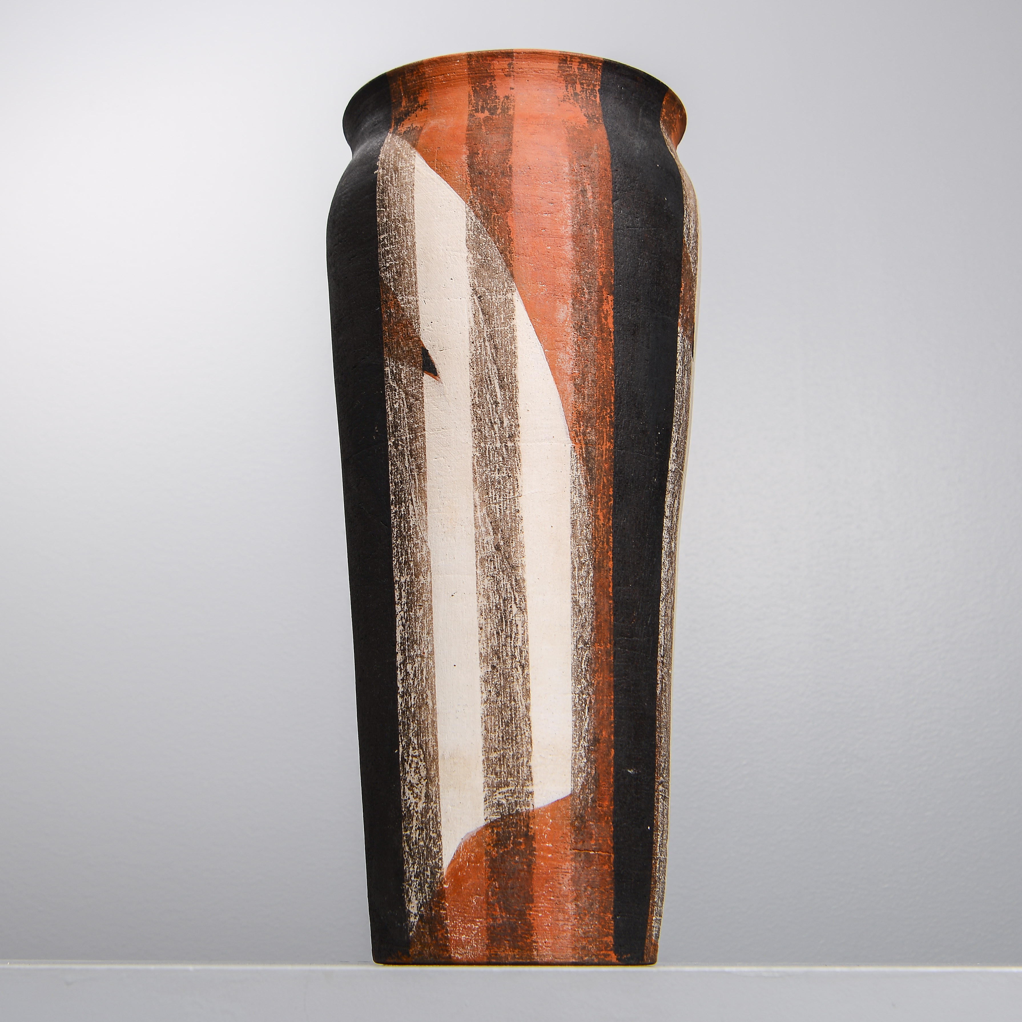 INGELA SÖDERSTRÖM. Golvvas, Galleri Hantverket, 1900-talets andra del.