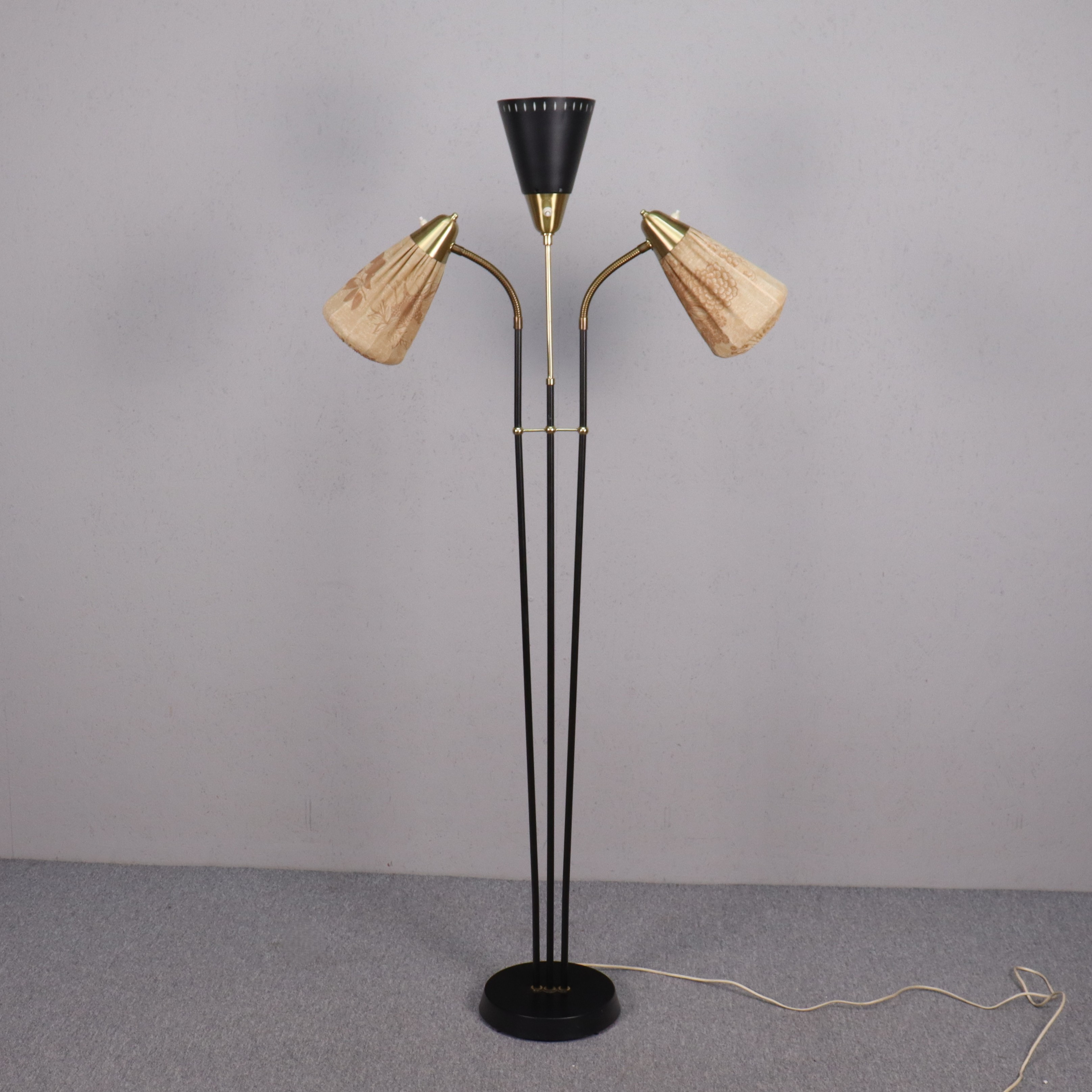 GOLVLAMPA, AB Armaturhantverk, Göteborg, 1950-tal.