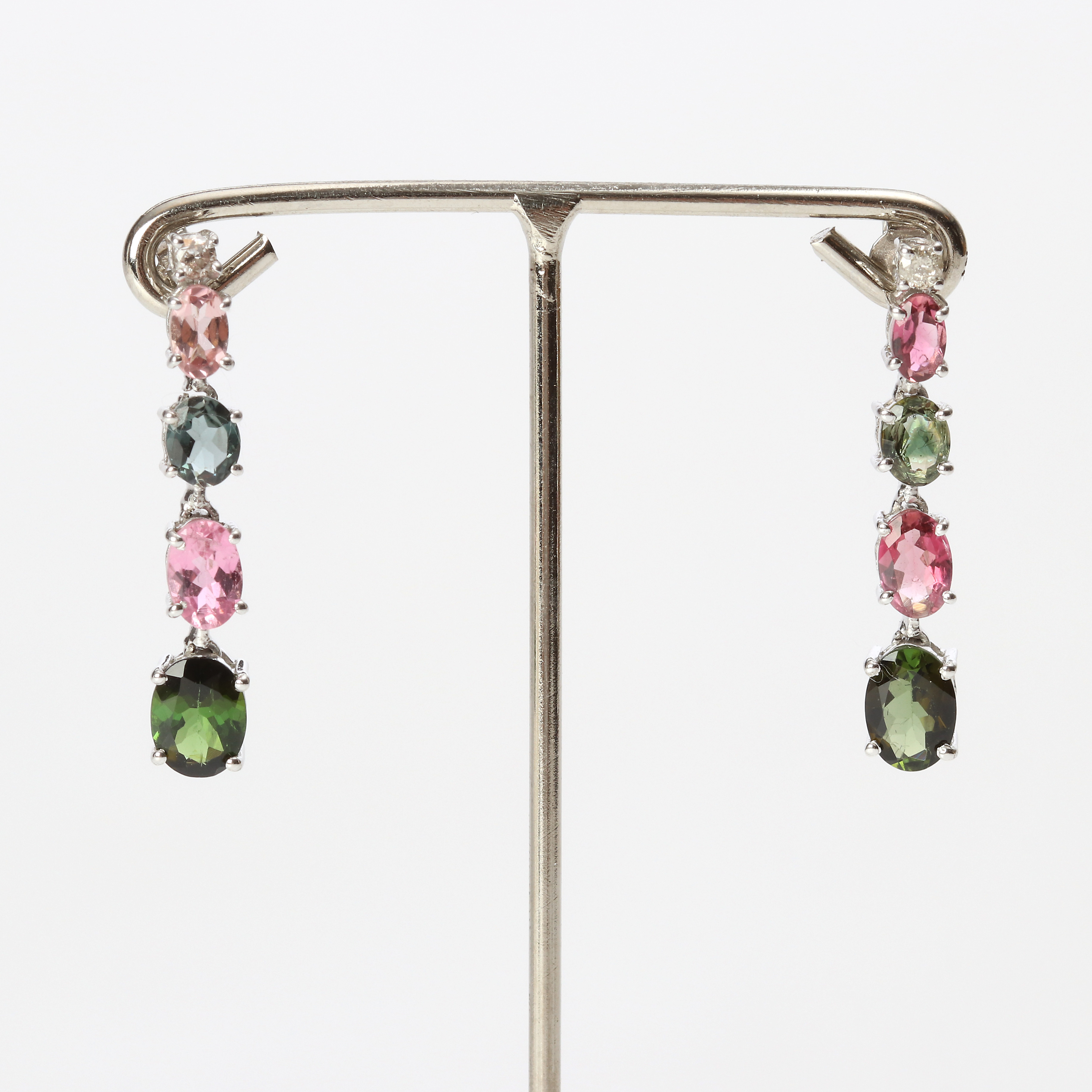 TURMALINÖRHÄNGEN i silver och guld 14k.