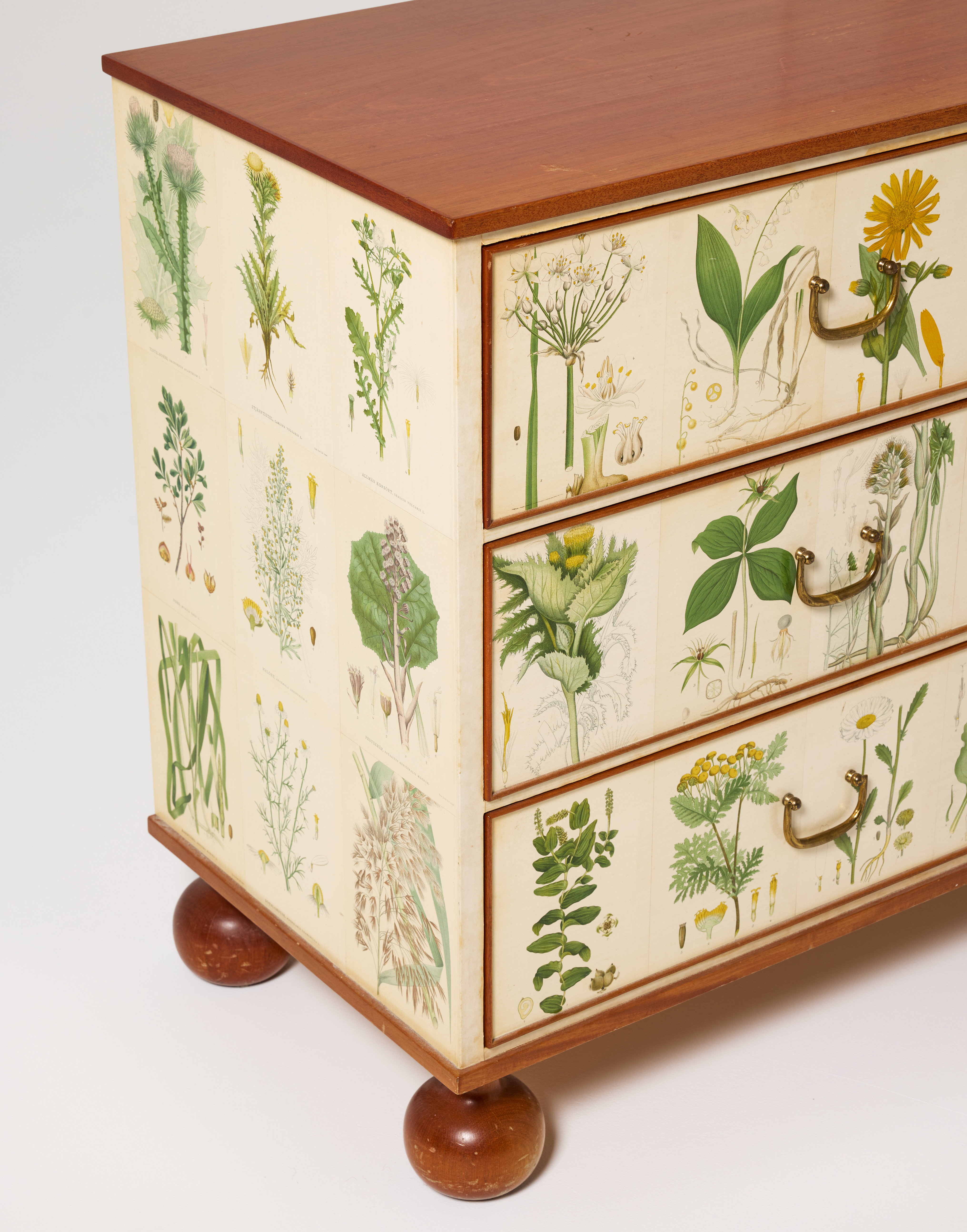 bilder-f-r-4592960-josef-frank-flora-byr-firma-svenskt-tenn