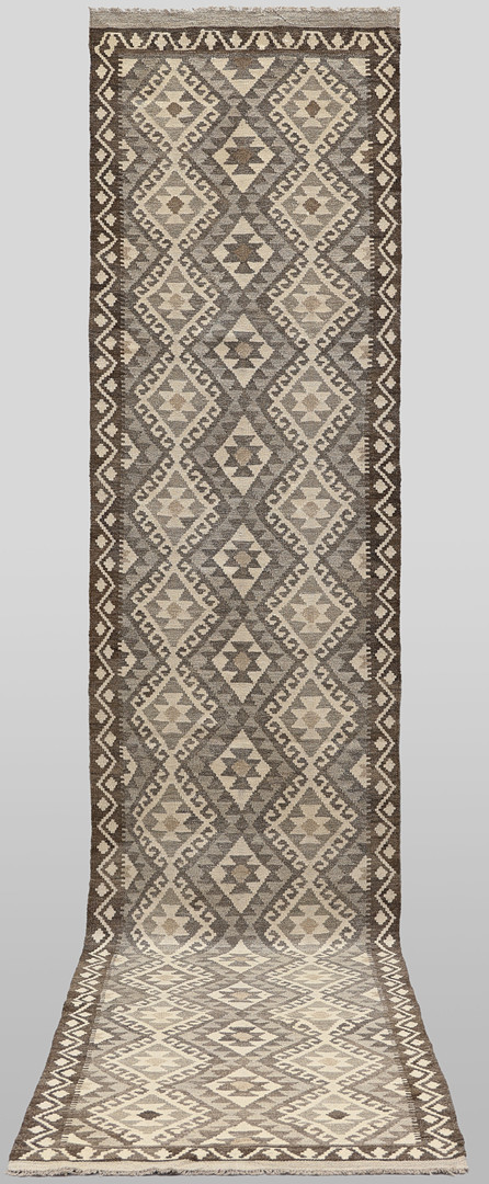 MATTA Kelim Naturfärgad Gallerimodell, 402 x 88 cm.