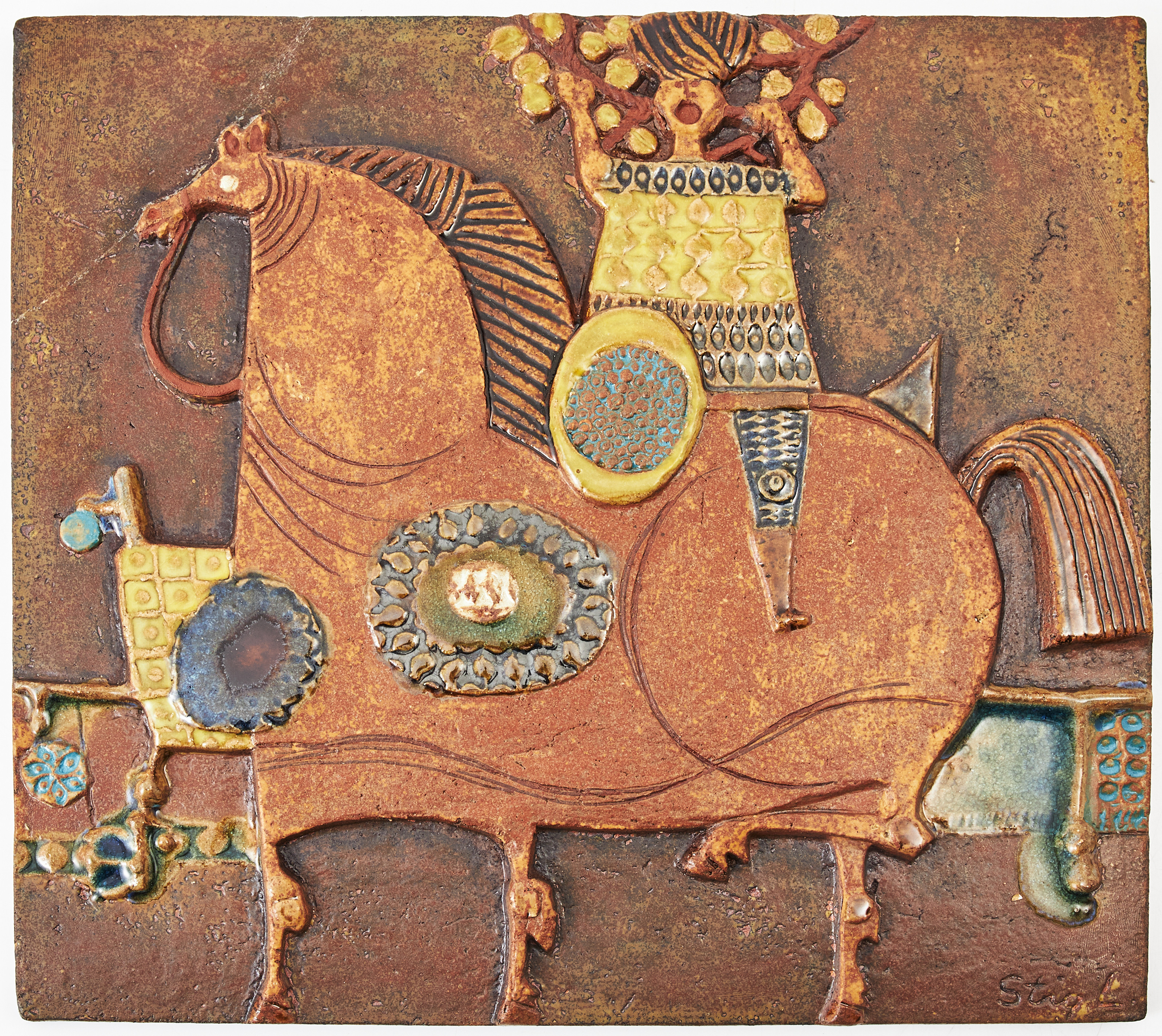 STIG LINDBERG. Relief, riddare till häst, delvis glaserat stengods, Gustavsberg, signerad Stig L.