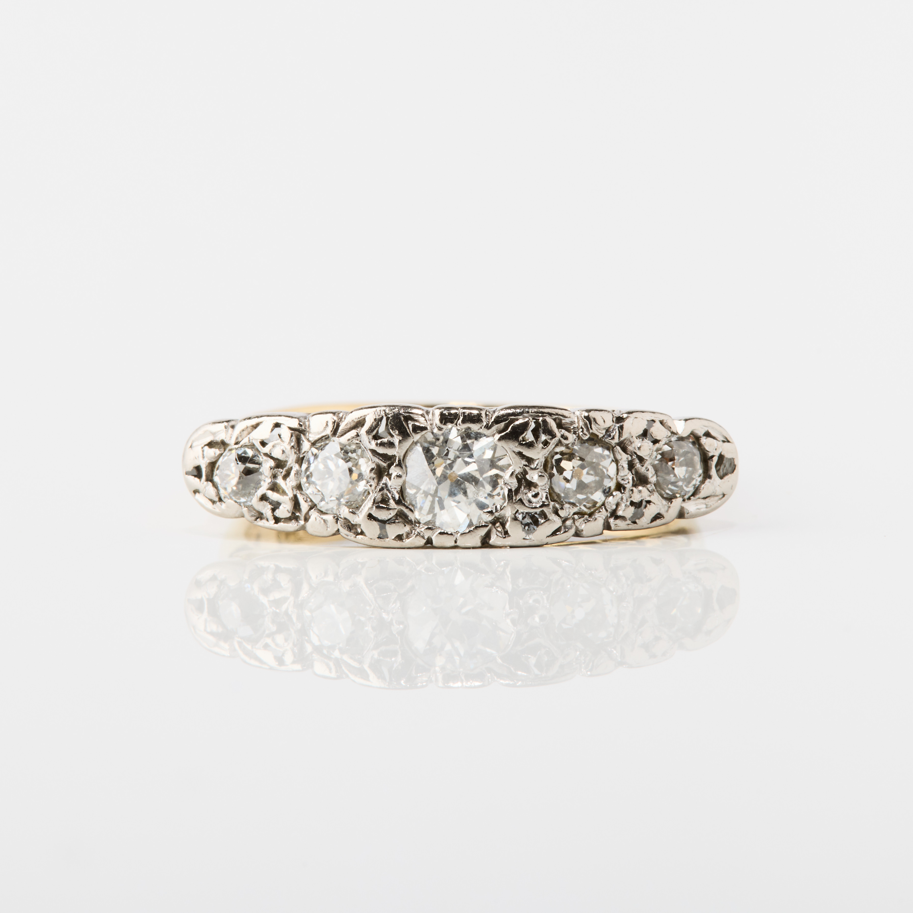 RING, 18K guld med diamanter, viktoriansk, Charles Green & Sons, Birmingham 1899.
