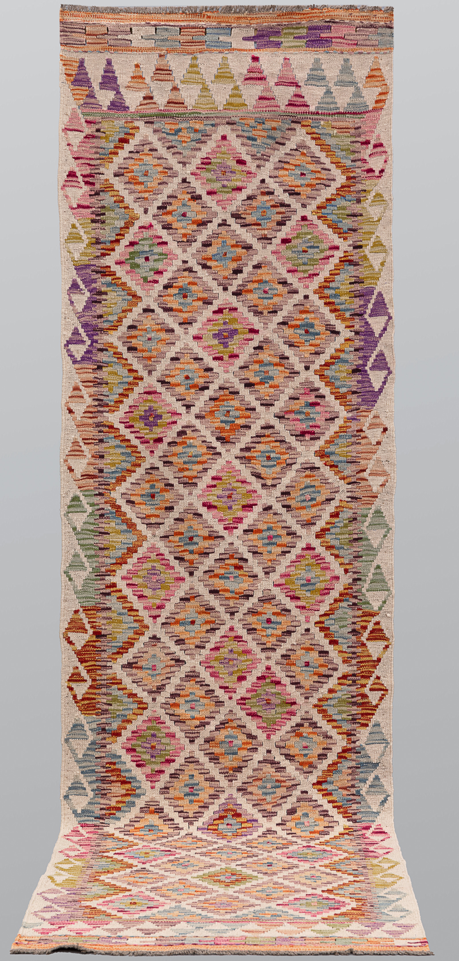 ORIENTMATTA. Kelim klassisk design gallerimodell, 292 x 84 cm.