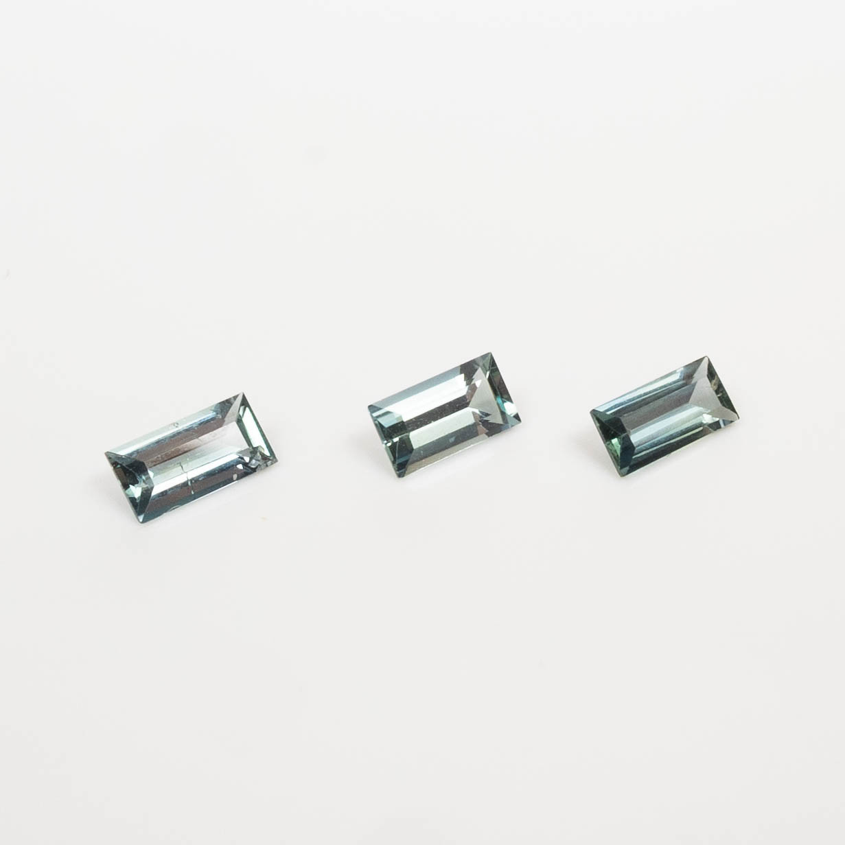 SAFIRER, 0,63 ct.